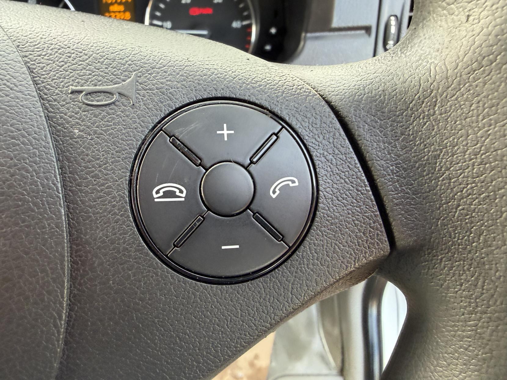 Mercedes-Benz Sprinter 2.1 313 CDi BlueEFFICIENCY Panel Van 4dr Diesel Manual RWD L1 H3 (211 g/km, 129 bhp)