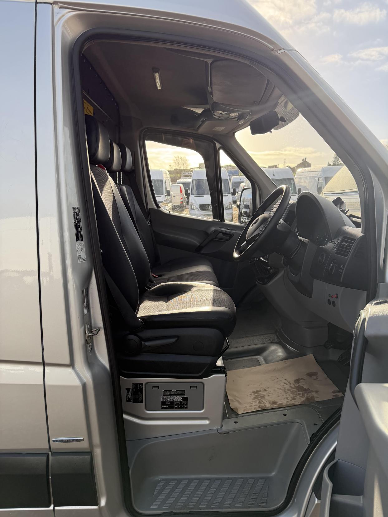 Mercedes-Benz Sprinter 2.1 313 CDi BlueEFFICIENCY Panel Van 4dr Diesel Manual RWD L1 H3 (211 g/km, 129 bhp)