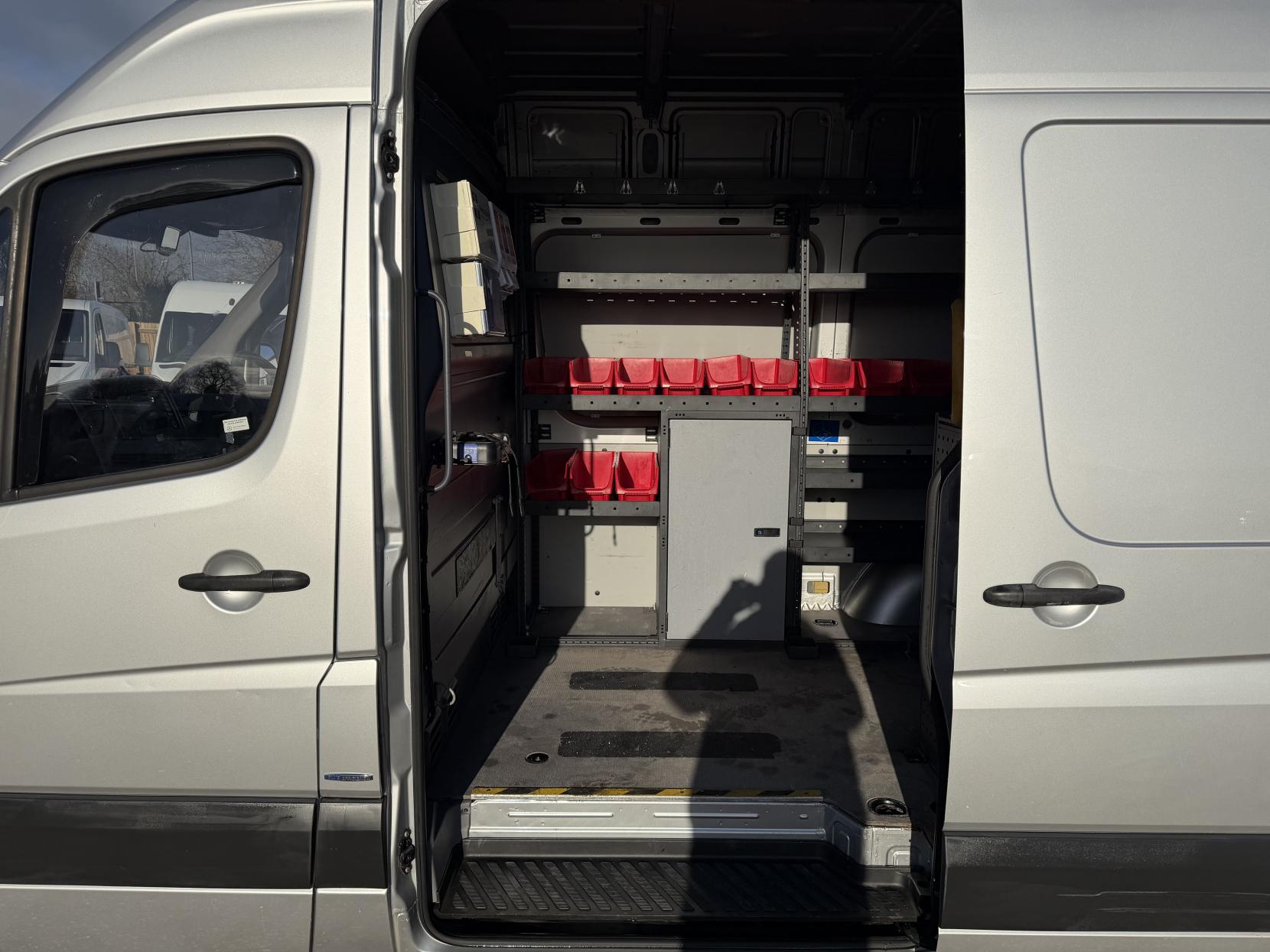 Mercedes-Benz Sprinter 2.1 313 CDi BlueEFFICIENCY Panel Van 4dr Diesel Manual RWD L1 H3 (211 g/km, 129 bhp)