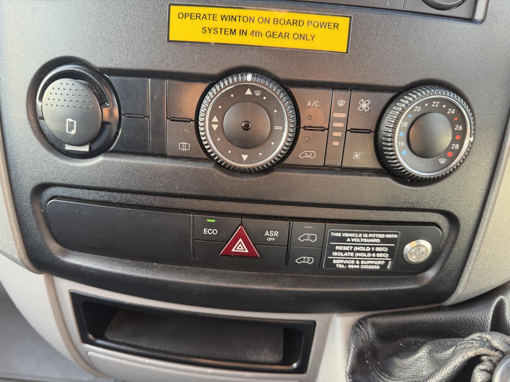 Mercedes-Benz Sprinter 2.1 313 CDi BlueEFFICIENCY Panel Van 4dr Diesel Manual RWD L1 H3 (211 g/km, 129 bhp)