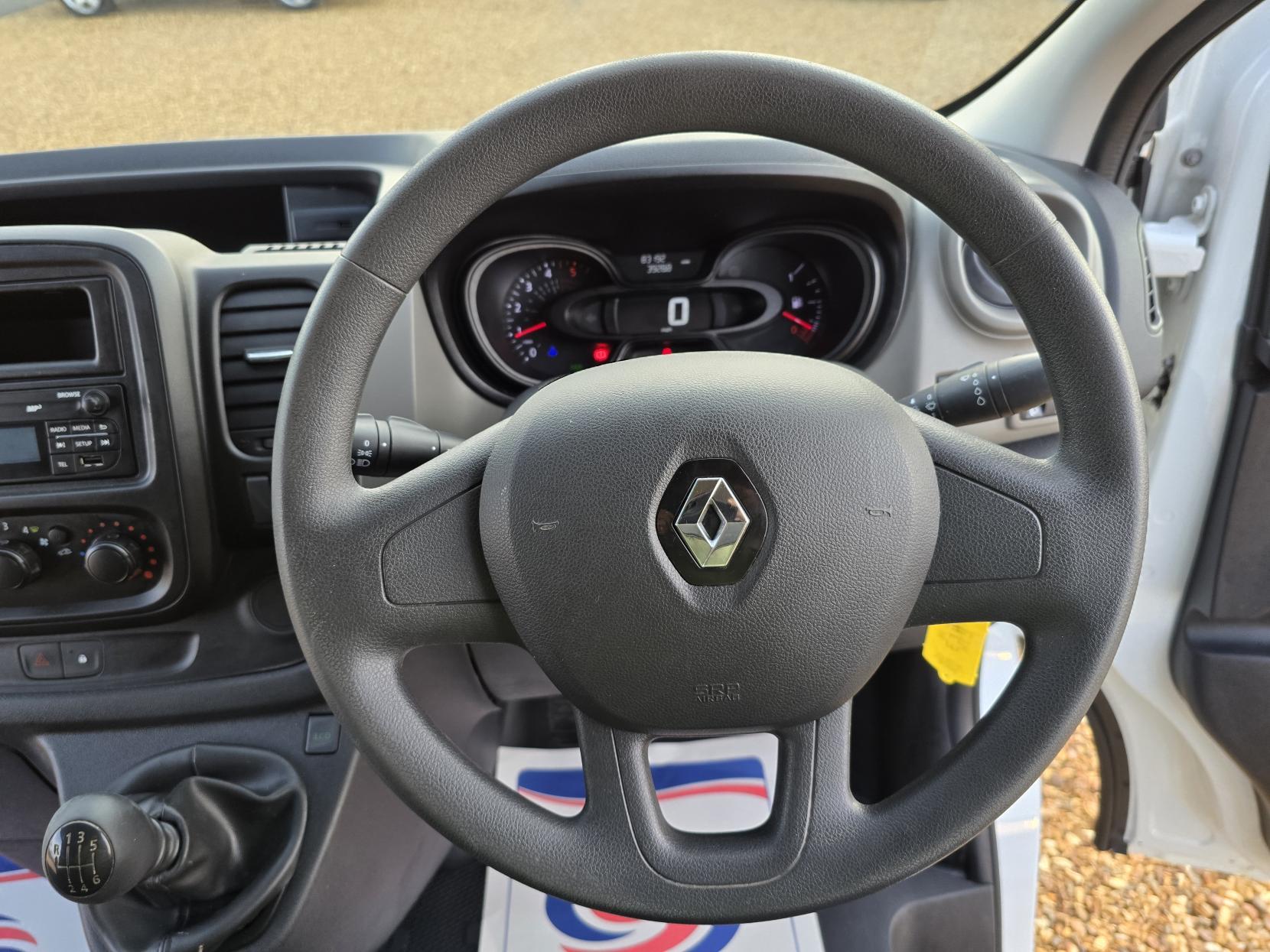 Renault Trafic 1.6 dCi 29 Business Panel Van 5dr Diesel Manual LWB Standard Roof Euro 6 (120 ps)