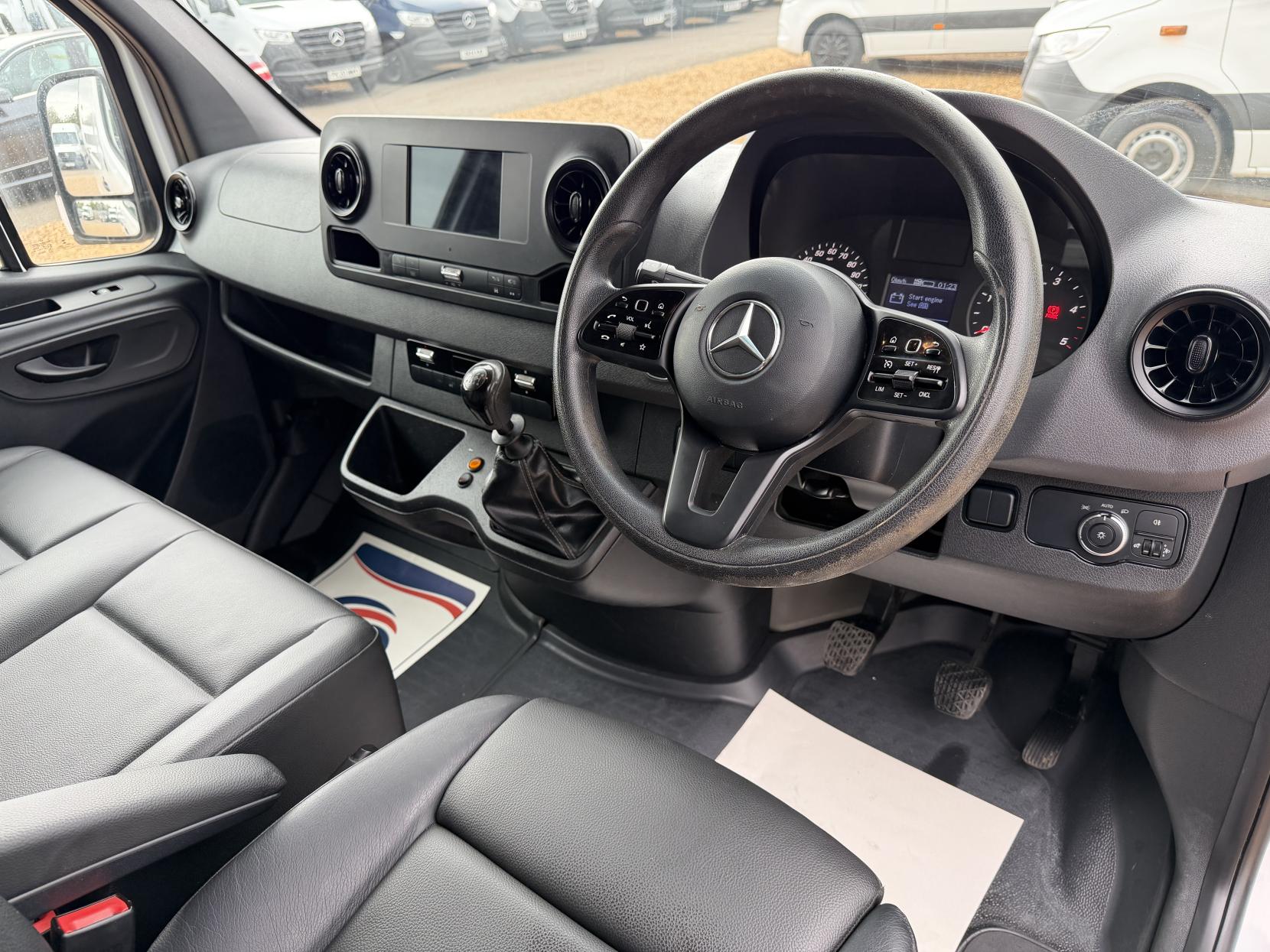2021 Mercedes-Benz Sprinter 2.1 316 CDI Progressive Panel Van 5dr Diesel Manual RWD L2 H2 Euro 6 (s/s) (163 ps) - Thumbnail 2