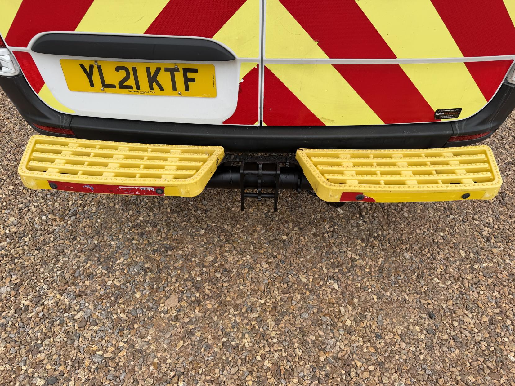 2021 Mercedes-Benz Sprinter 2.1 316 CDI Progressive Panel Van 5dr Diesel Manual RWD L2 H2 Euro 6 (s/s) (163 ps) - Thumbnail 52