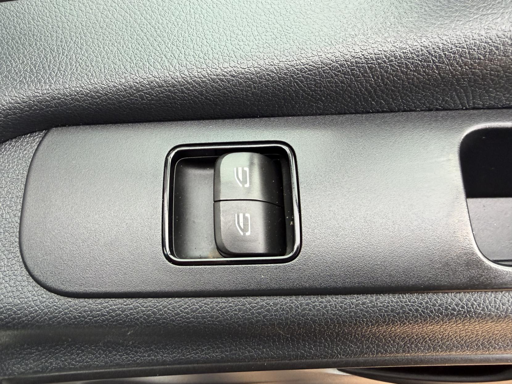 2021 Mercedes-Benz Sprinter 2.1 316 CDI Progressive Panel Van 5dr Diesel Manual RWD L2 H2 Euro 6 (s/s) (163 ps) - Thumbnail 25