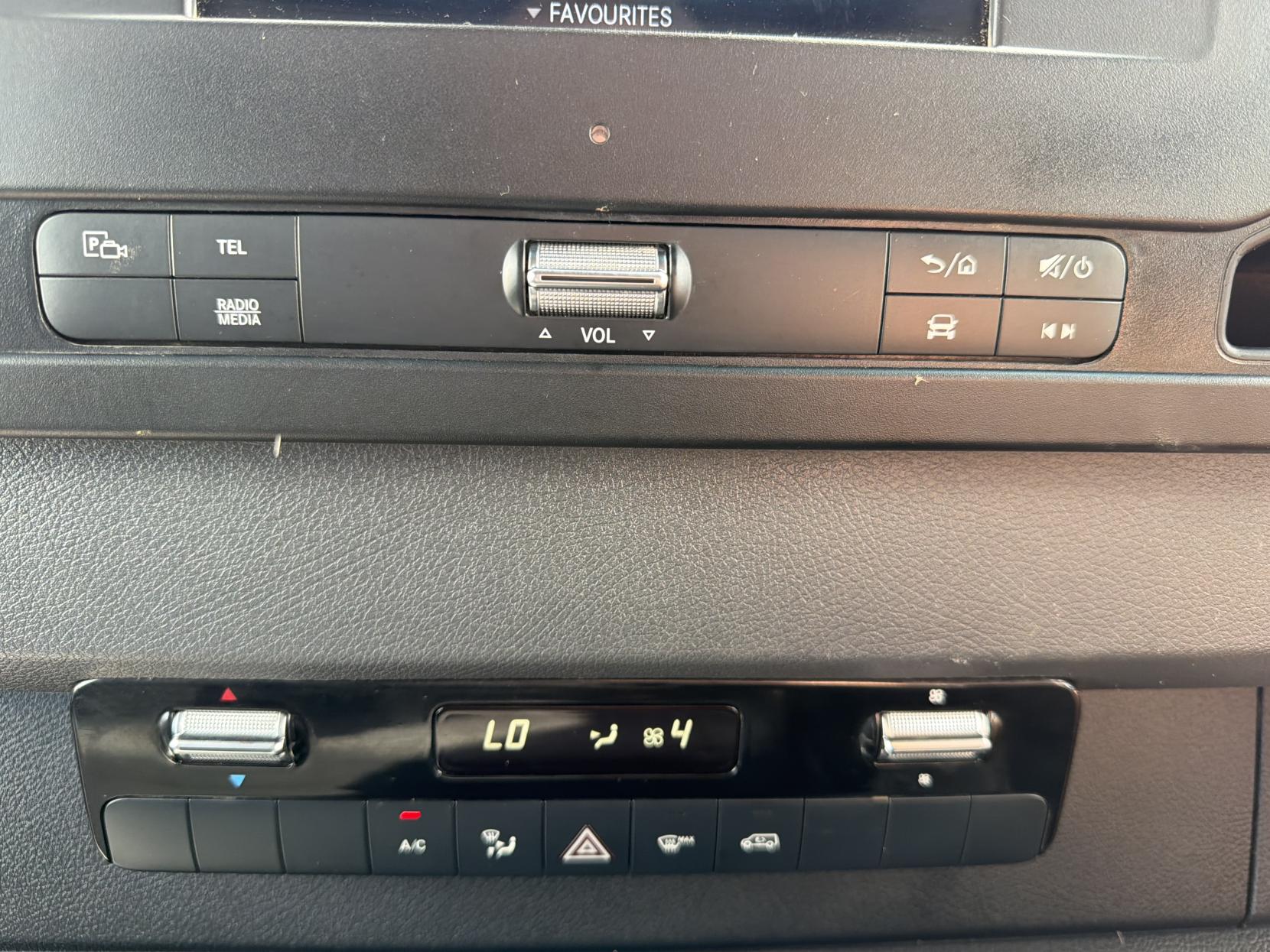 2022 Mercedes-Benz Sprinter 2.0 317 CDI Progressive Panel Van 5dr Diesel Manual RWD L2 H2 Euro 6 (s/s) (170 ps) - Thumbnail 23