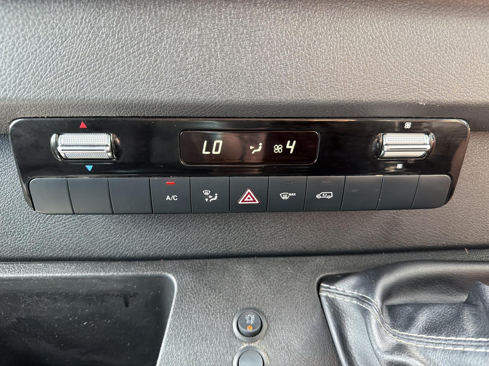 2022 Mercedes-Benz Sprinter 2.0 317 CDI Progressive Panel Van 5dr Diesel Manual RWD L2 H2 Euro 6 (s/s) (170 ps) - Thumbnail 22
