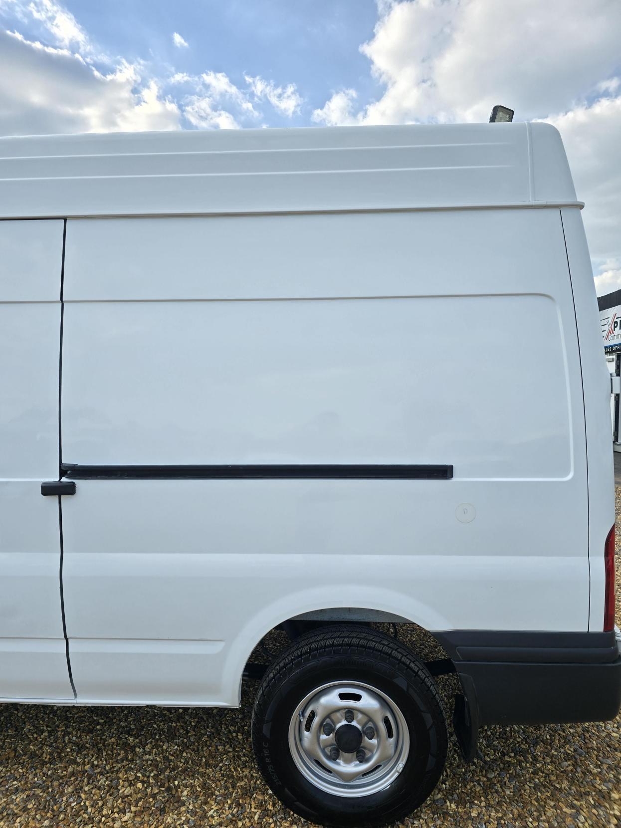 Ford Transit 2.2 TDCi 350 Panel Van 3dr Diesel Manual RWD L3 H3 (219 g/km, 123 bhp)