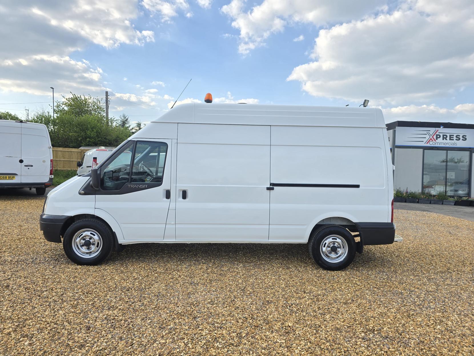 Ford Transit 2.2 TDCi 350 Panel Van 3dr Diesel Manual RWD L3 H3 (219 g/km, 123 bhp)