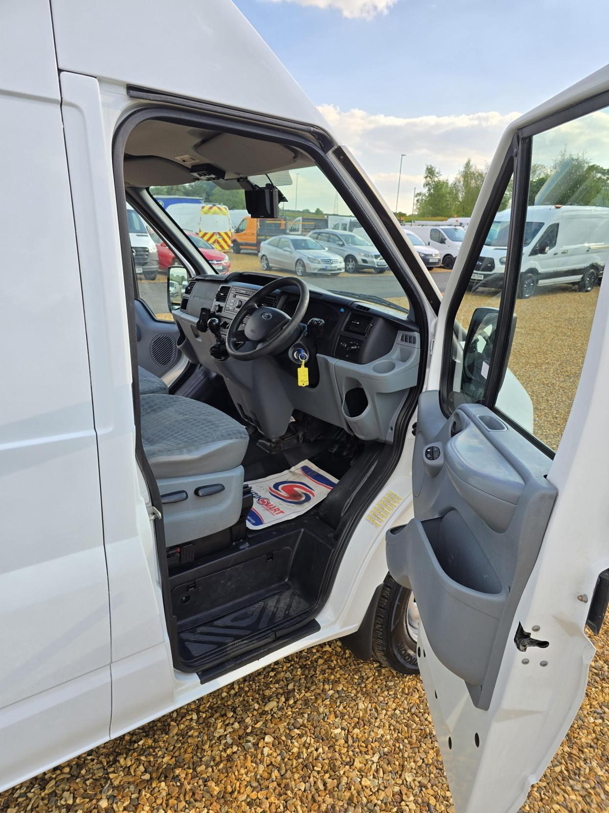 Ford Transit 2.2 TDCi 350 Panel Van 3dr Diesel Manual RWD L3 H3 (219 g/km, 123 bhp)
