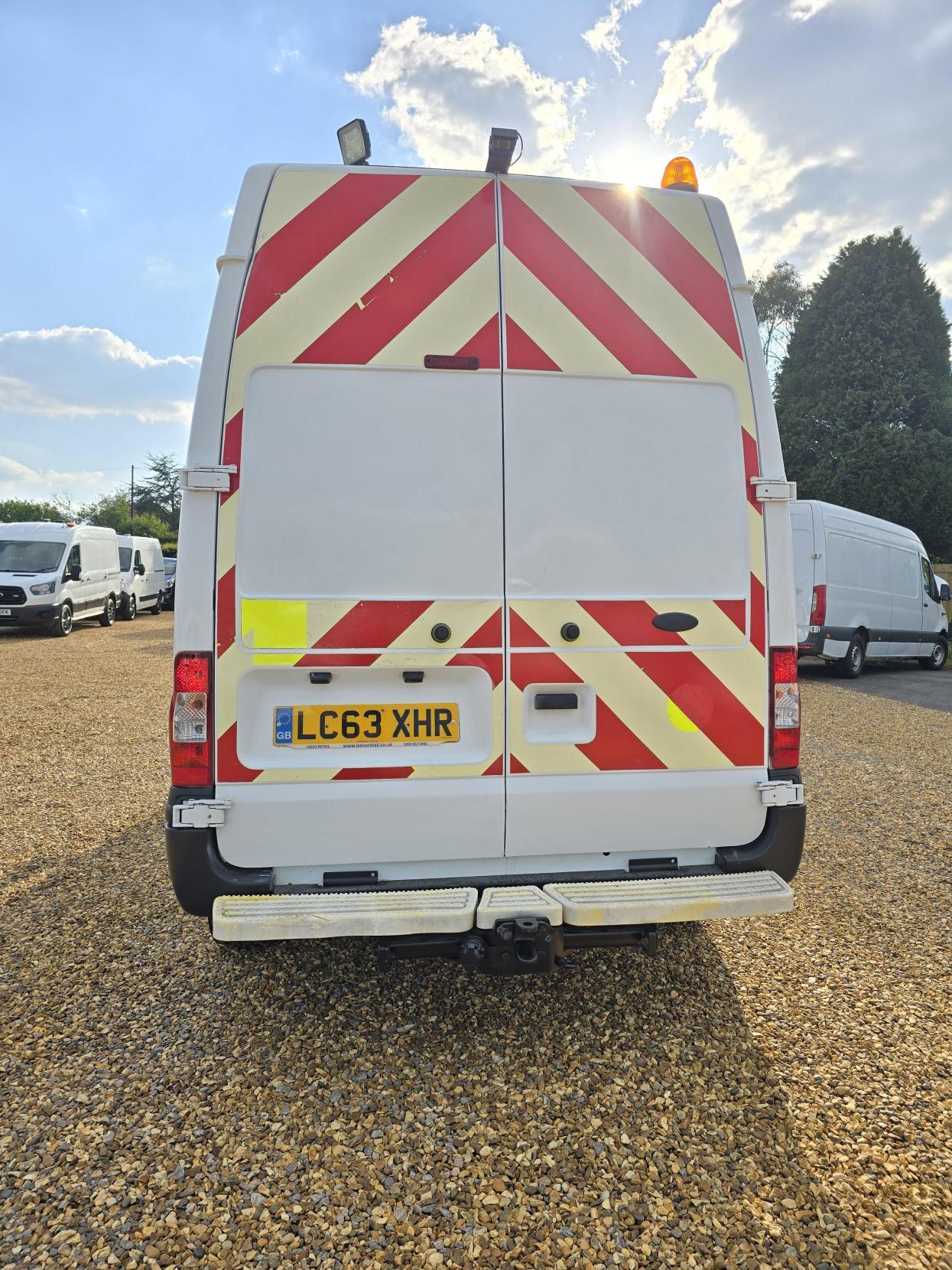 Ford Transit 2.2 TDCi 350 Panel Van 3dr Diesel Manual RWD L3 H3 (219 g/km, 123 bhp)