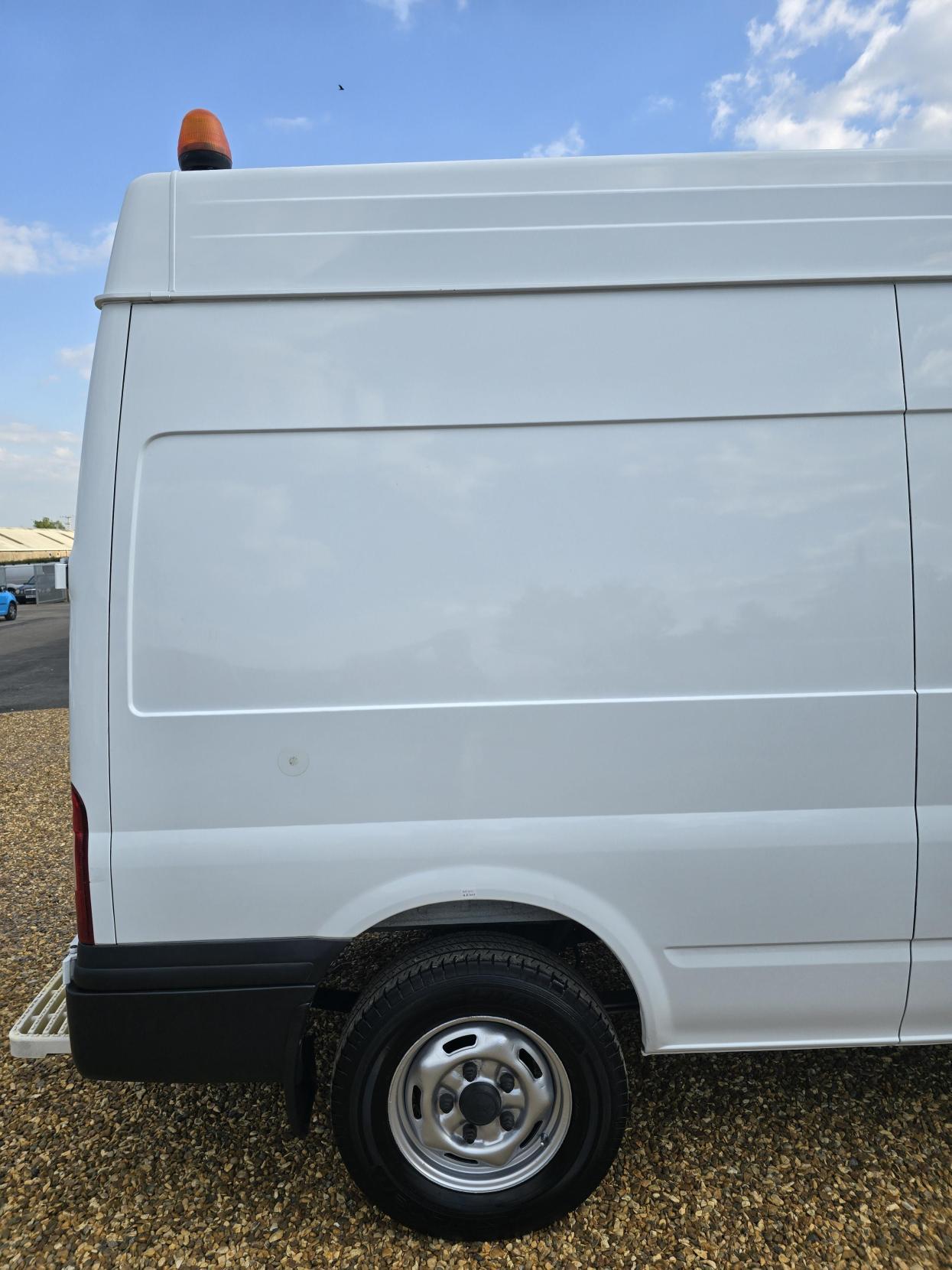 Ford Transit 2.2 TDCi 350 Panel Van 3dr Diesel Manual RWD L3 H3 (219 g/km, 123 bhp)