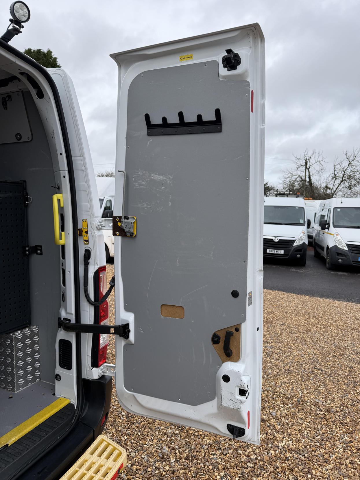 Vauxhall Movano 2.3 CDTi 3500 Panel Van 5dr Diesel Manual FWD L2 H2 Euro 6 (130 ps)