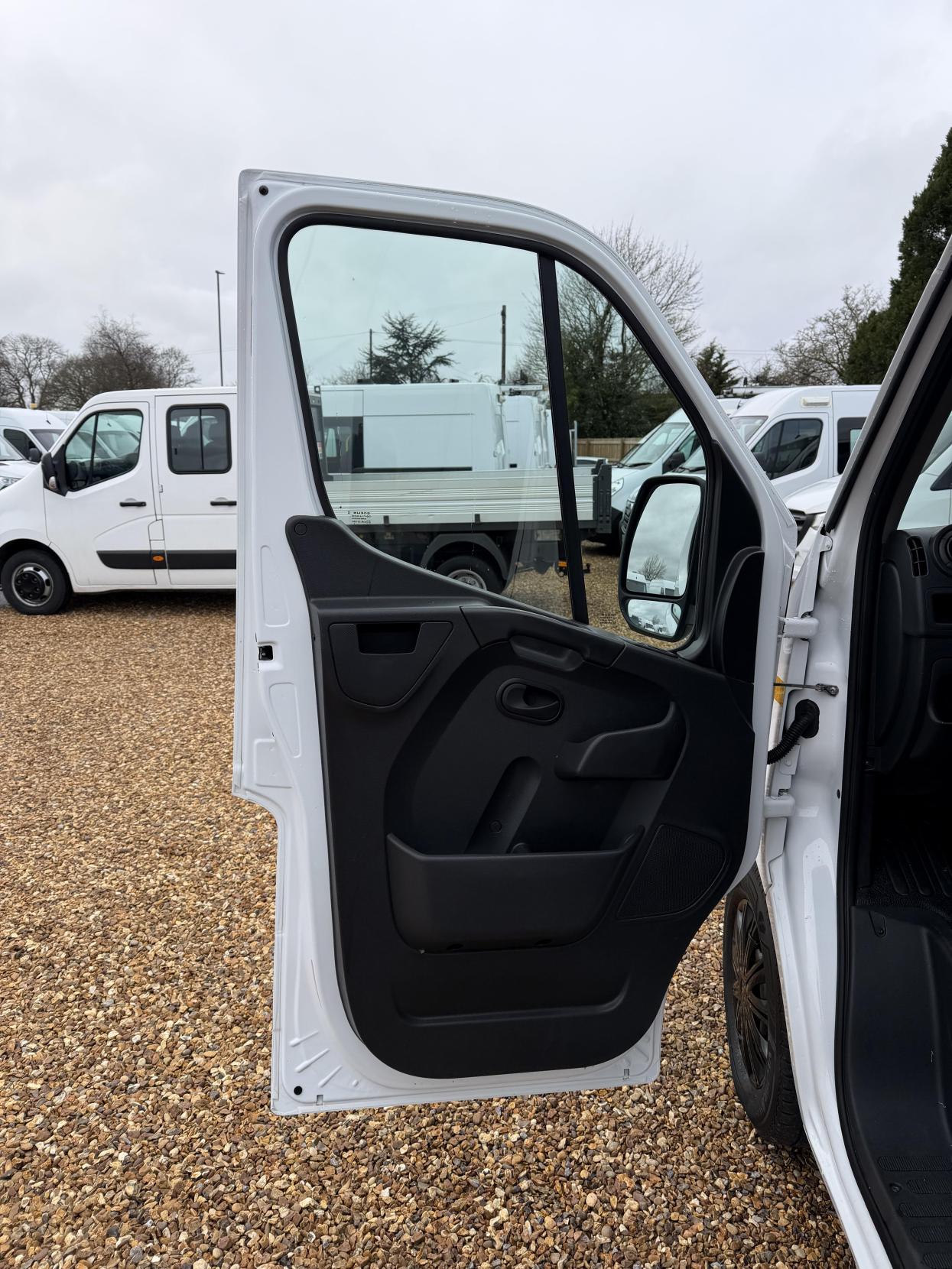 Vauxhall Movano 2.3 CDTi 3500 Panel Van 5dr Diesel Manual FWD L2 H2 Euro 6 (130 ps)