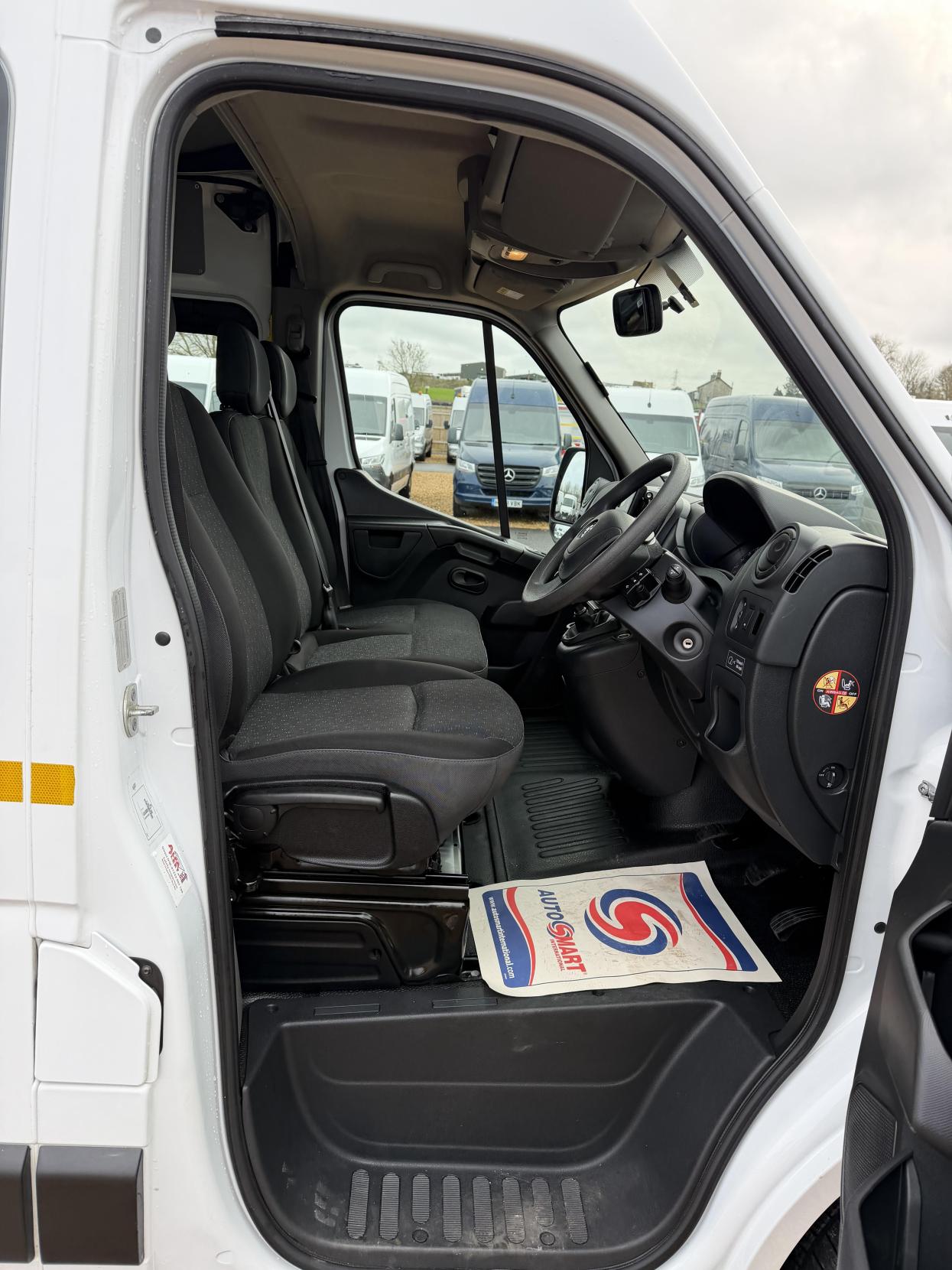 Vauxhall Movano 2.3 CDTi 3500 Panel Van 5dr Diesel Manual FWD L2 H2 Euro 6 (130 ps)