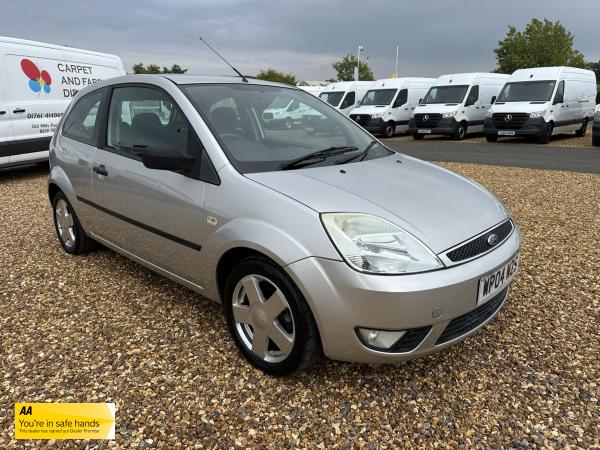Ford Fiesta 1.4 Flame Limited Edition Hatchback 3dr Petrol Manual (153 g/km, 79 bhp)