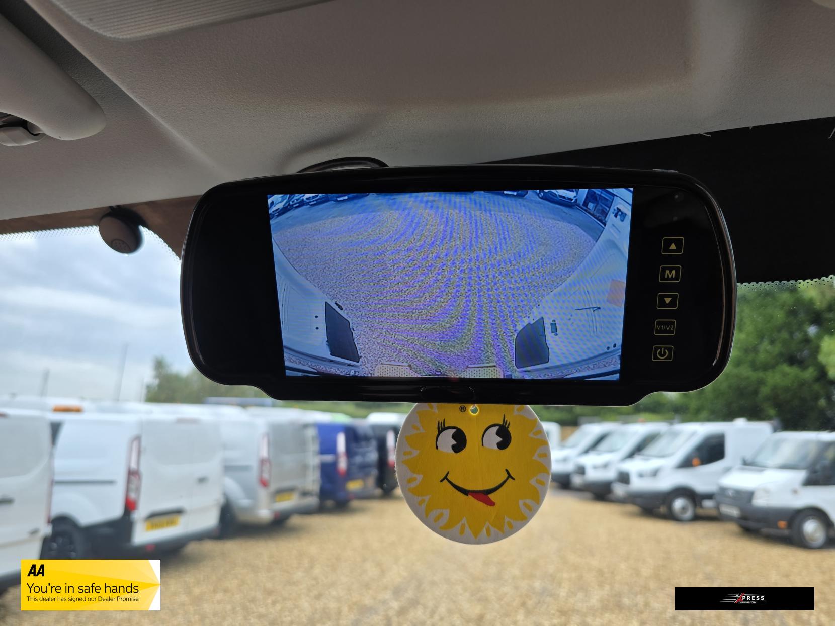IVECO Daily Daily 2.3D HPI 12V 35S 3520 Panel Van 5dr Diesel Manual MWB Euro 6 (s/s) (116 ps)