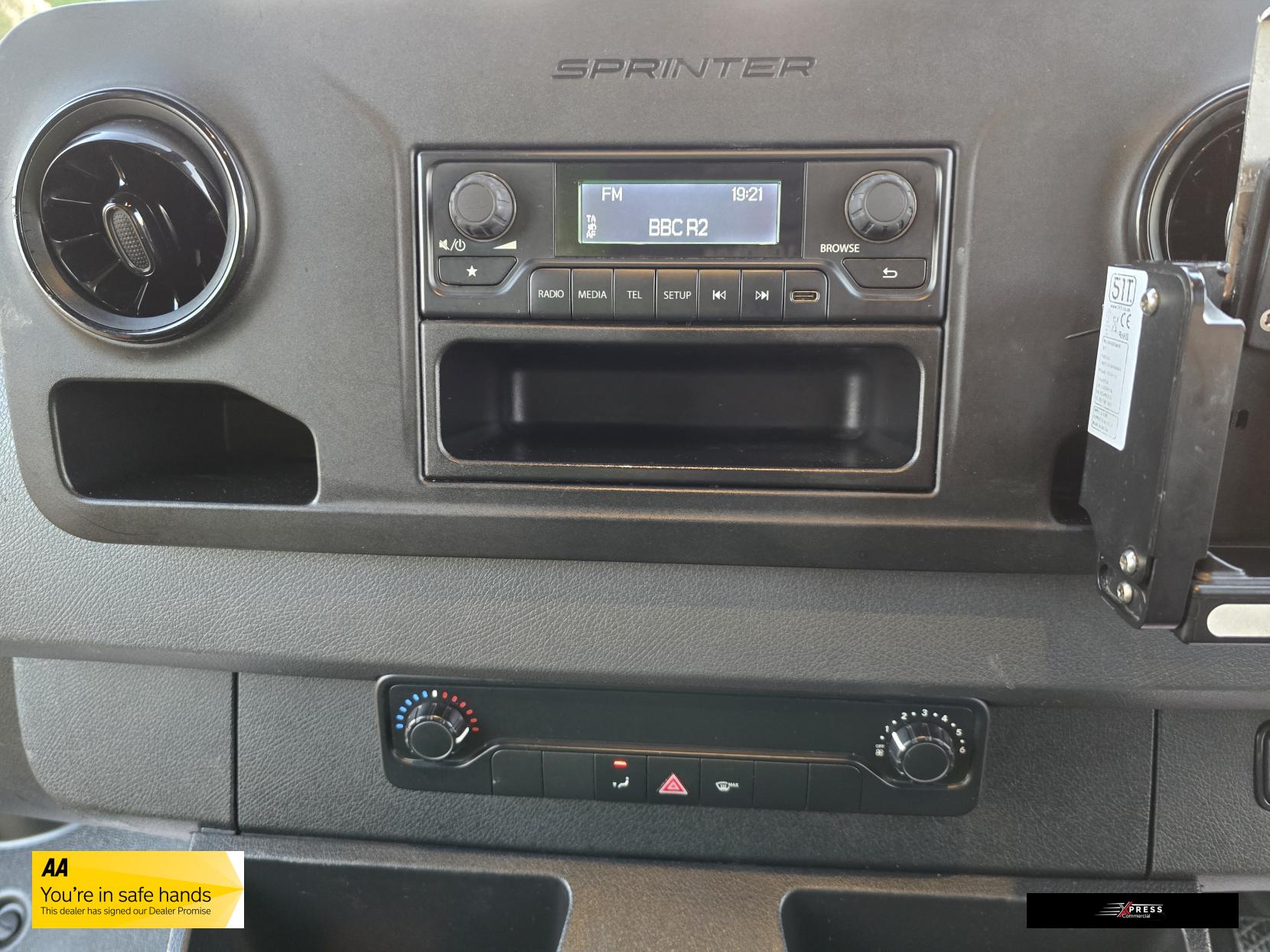 Mercedes-Benz Sprinter Sprinter 2.1 314 CDI Chassis Cab 2dr Diesel G-Tronic FWD L2 Euro 6 (143 ps)