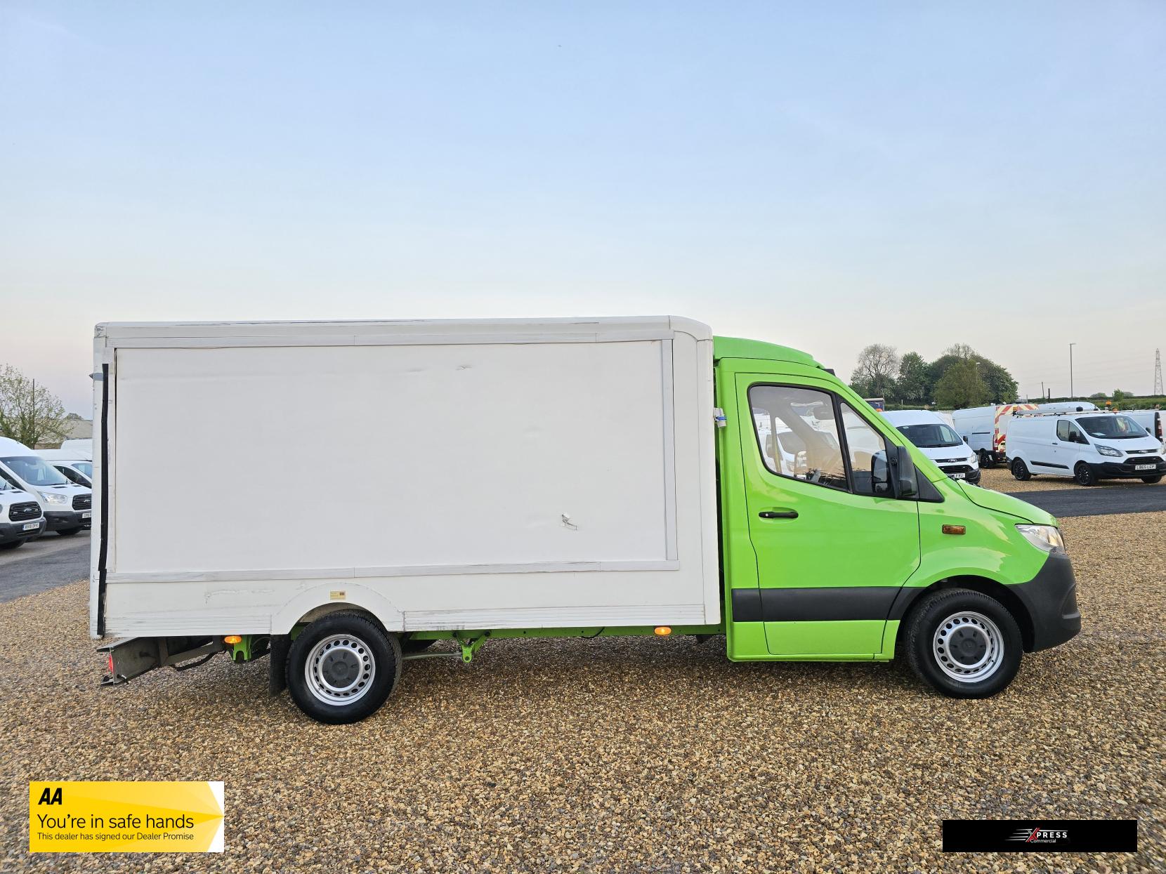 Mercedes-Benz Sprinter Sprinter 2.1 314 CDI Chassis Cab 2dr Diesel G-Tronic FWD L2 Euro 6 (143 ps)