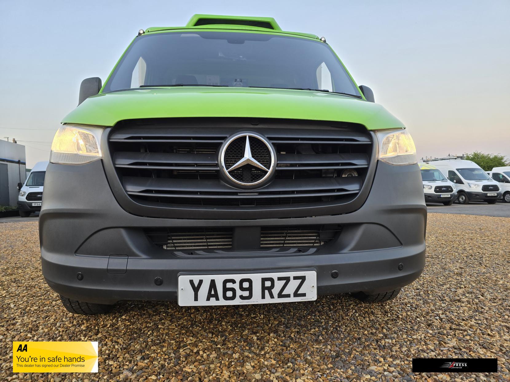 Mercedes-Benz Sprinter Sprinter 2.1 314 CDI Chassis Cab 2dr Diesel G-Tronic FWD L2 Euro 6 (143 ps)