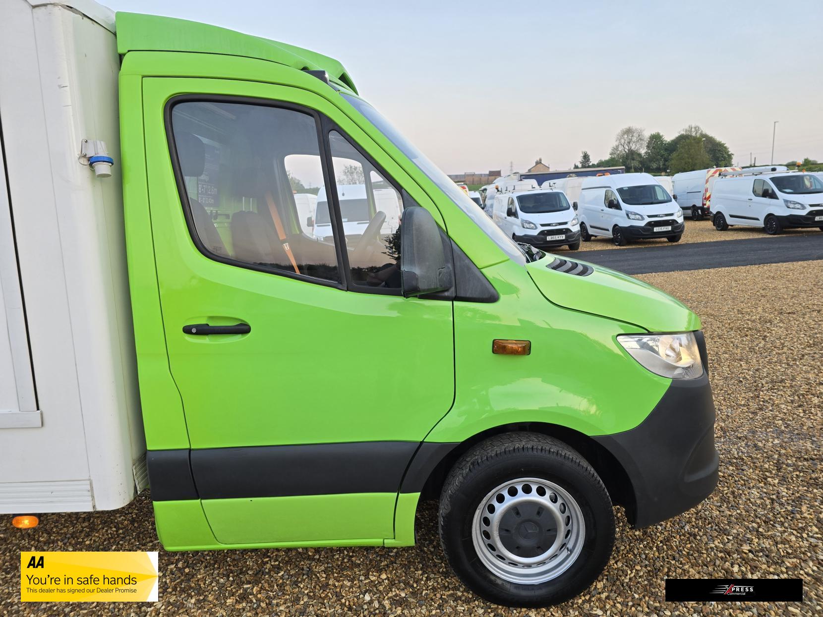 Mercedes-Benz Sprinter Sprinter 2.1 314 CDI Chassis Cab 2dr Diesel G-Tronic FWD L2 Euro 6 (143 ps)