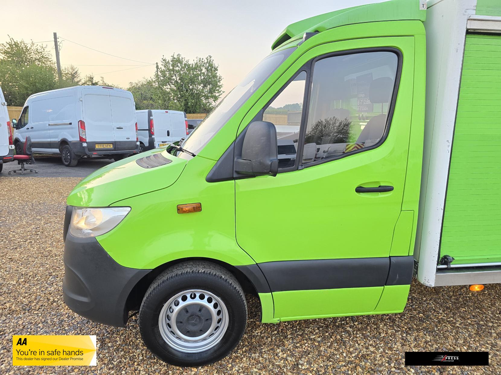 Mercedes-Benz Sprinter Sprinter 2.1 314 CDI Chassis Cab 2dr Diesel G-Tronic FWD L2 Euro 6 (143 ps)