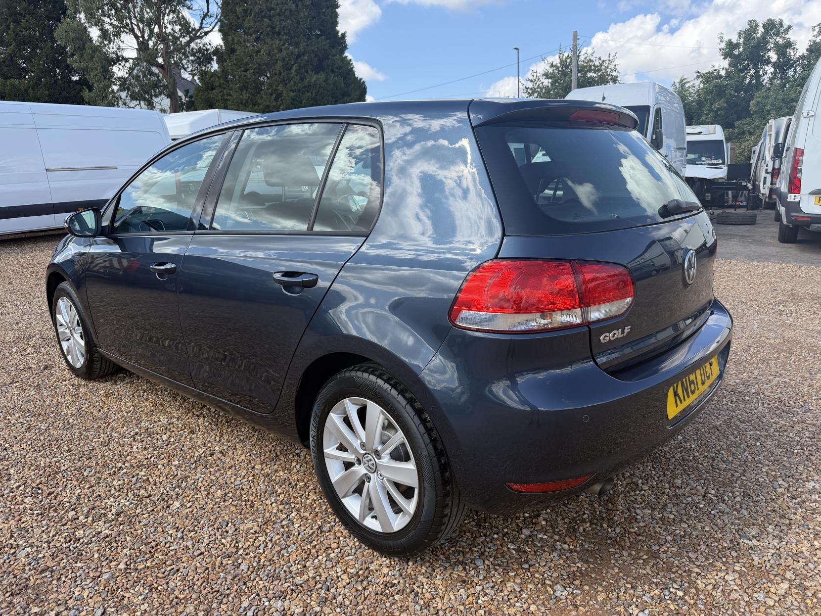 2011 Volkswagen Golf 1.6 TDI Match Hatchback 5dr Diesel DSG Euro 5 (105 ps) - Thumbnail 9