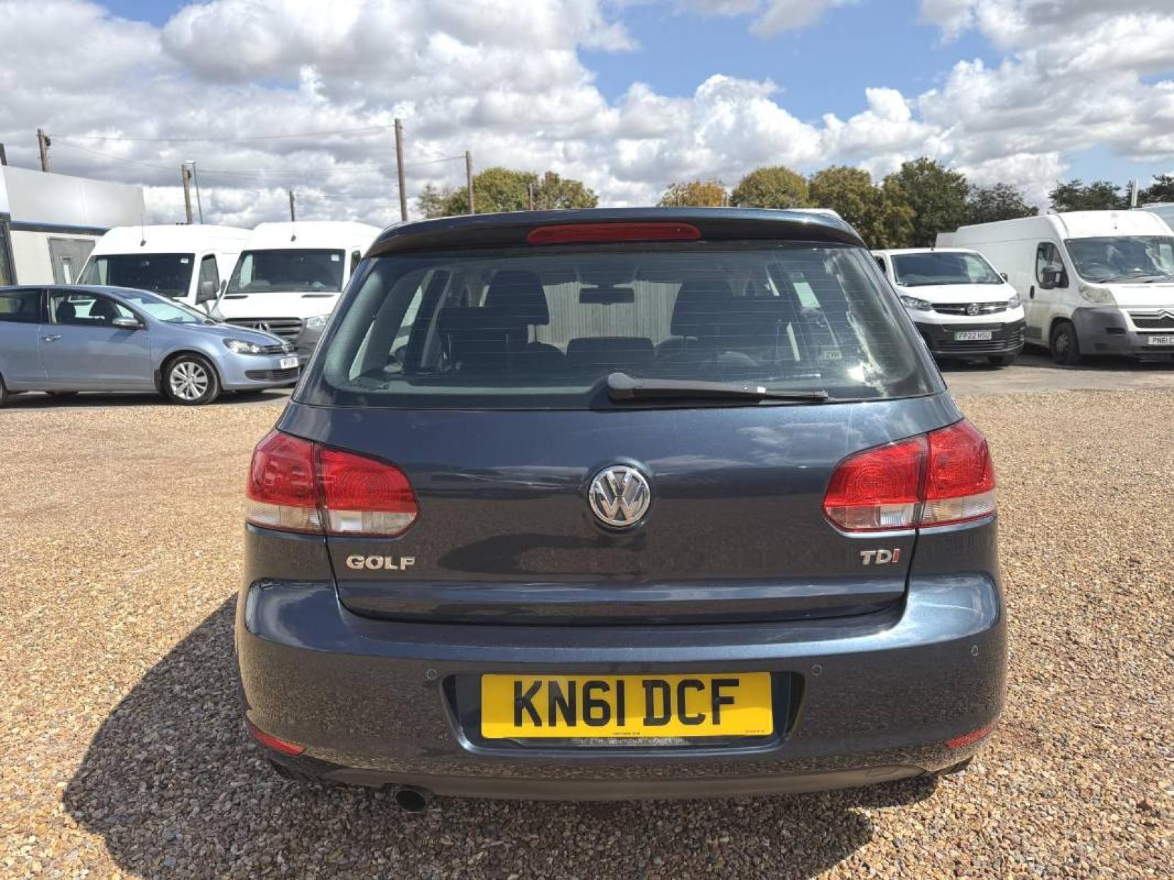 2011 Volkswagen Golf 1.6 TDI Match Hatchback 5dr Diesel DSG Euro 5 (105 ps) - Thumbnail 10