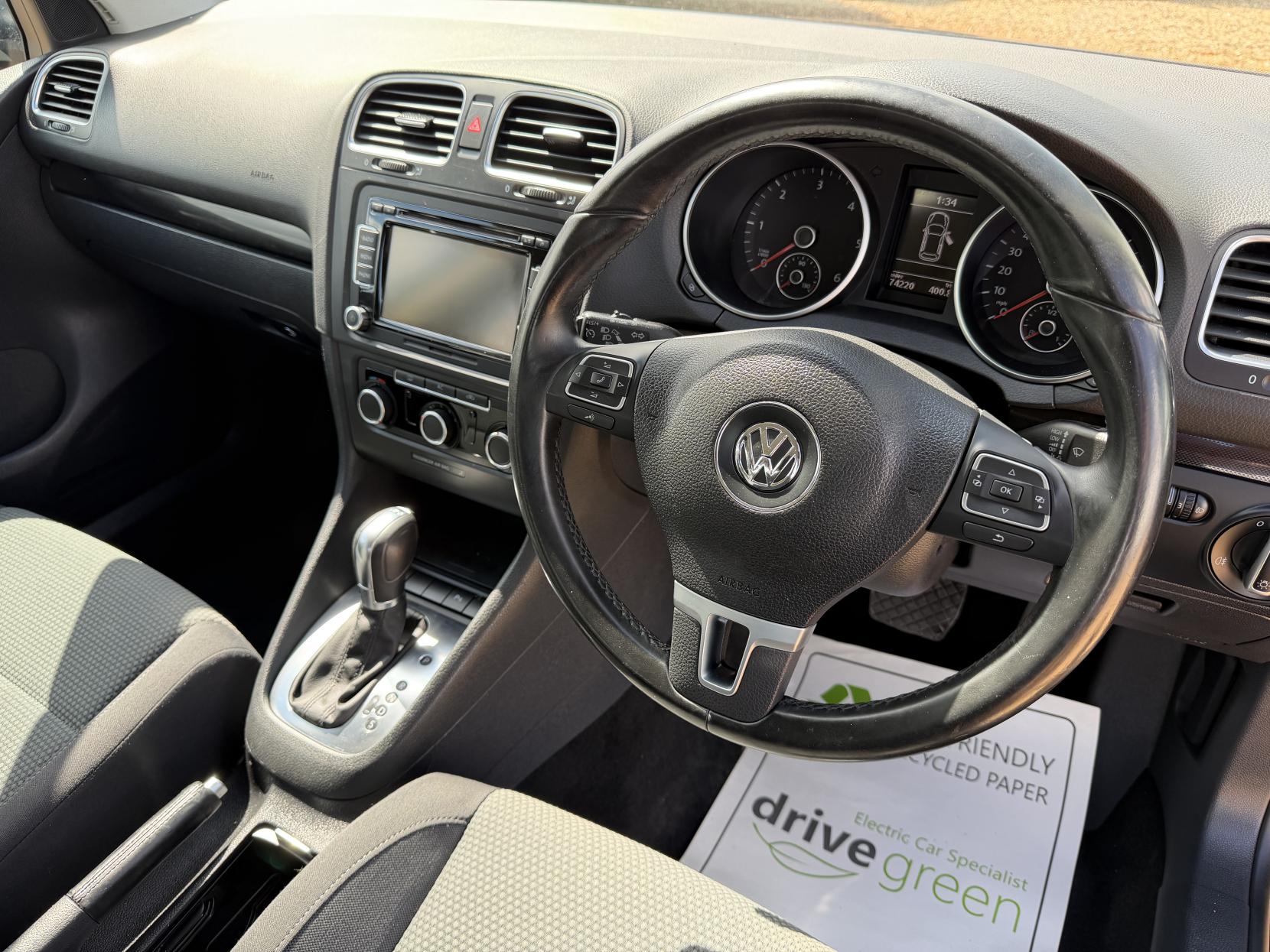 2011 Volkswagen Golf 1.6 TDI Match Hatchback 5dr Diesel DSG Euro 5 (105 ps) - Thumbnail 2