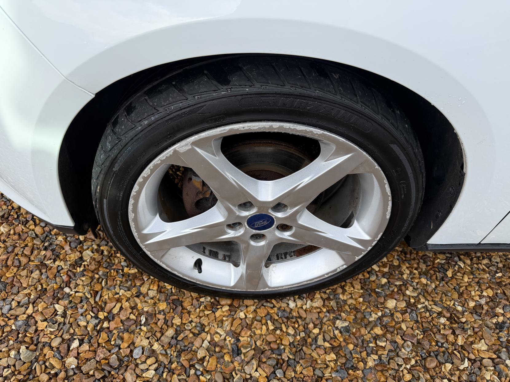 Ford Focus 1.6 TDCi Titanium Hatchback 5dr Diesel Manual Euro 5 (s/s) (115 ps)