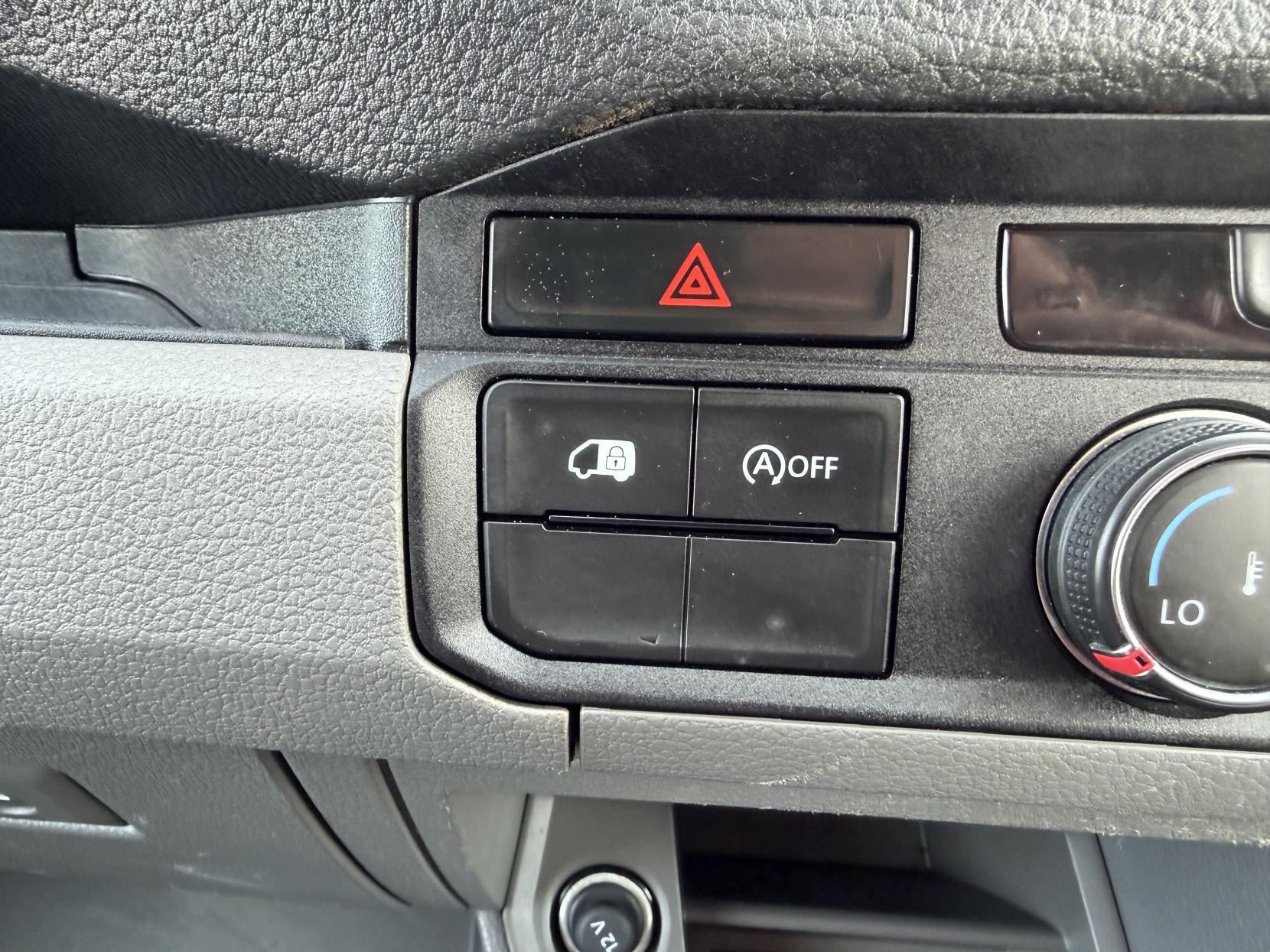 2021 Volkswagen Crafter 2.0 TDI CR35 Trendline Maxi Panel Van 5dr Diesel Automatic FWD XLWB High Roof Euro 6 (s/s) (140 ps) - Thumbnail 47
