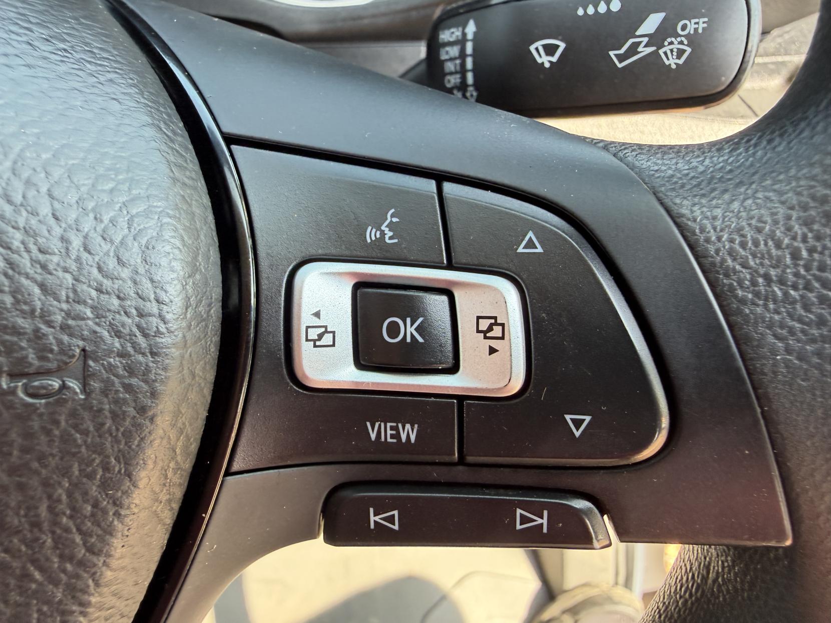 2021 Volkswagen Crafter 2.0 TDI CR35 Trendline Maxi Panel Van 5dr Diesel Automatic FWD XLWB High Roof Euro 6 (s/s) (140 ps) - Thumbnail 42