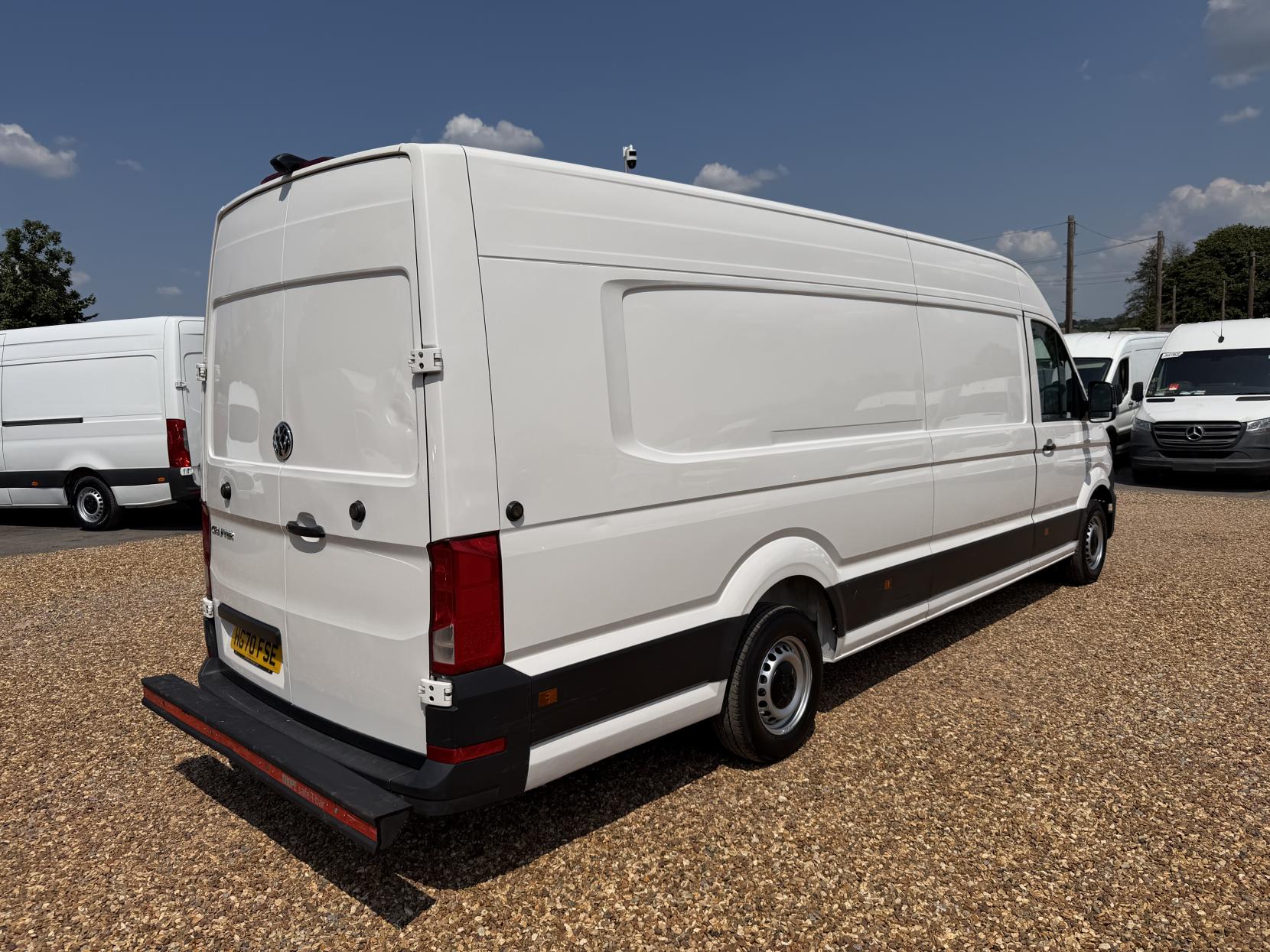 2021 Volkswagen Crafter 2.0 TDI CR35 Trendline Maxi Panel Van 5dr Diesel Automatic FWD XLWB High Roof Euro 6 (s/s) (140 ps) - Thumbnail 11