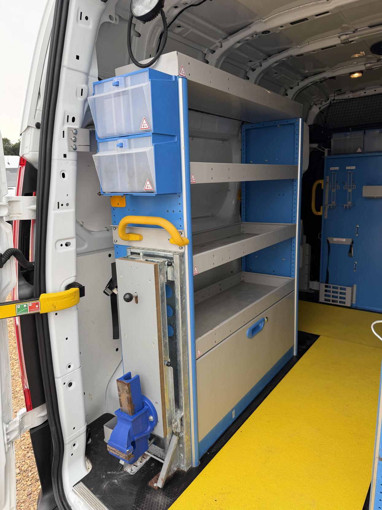 2019 Ford Transit Custom 2.0 320 EcoBlue Panel Van 5dr Diesel Manual L2 H2 Euro 6 (130 ps) - Thumbnail 41