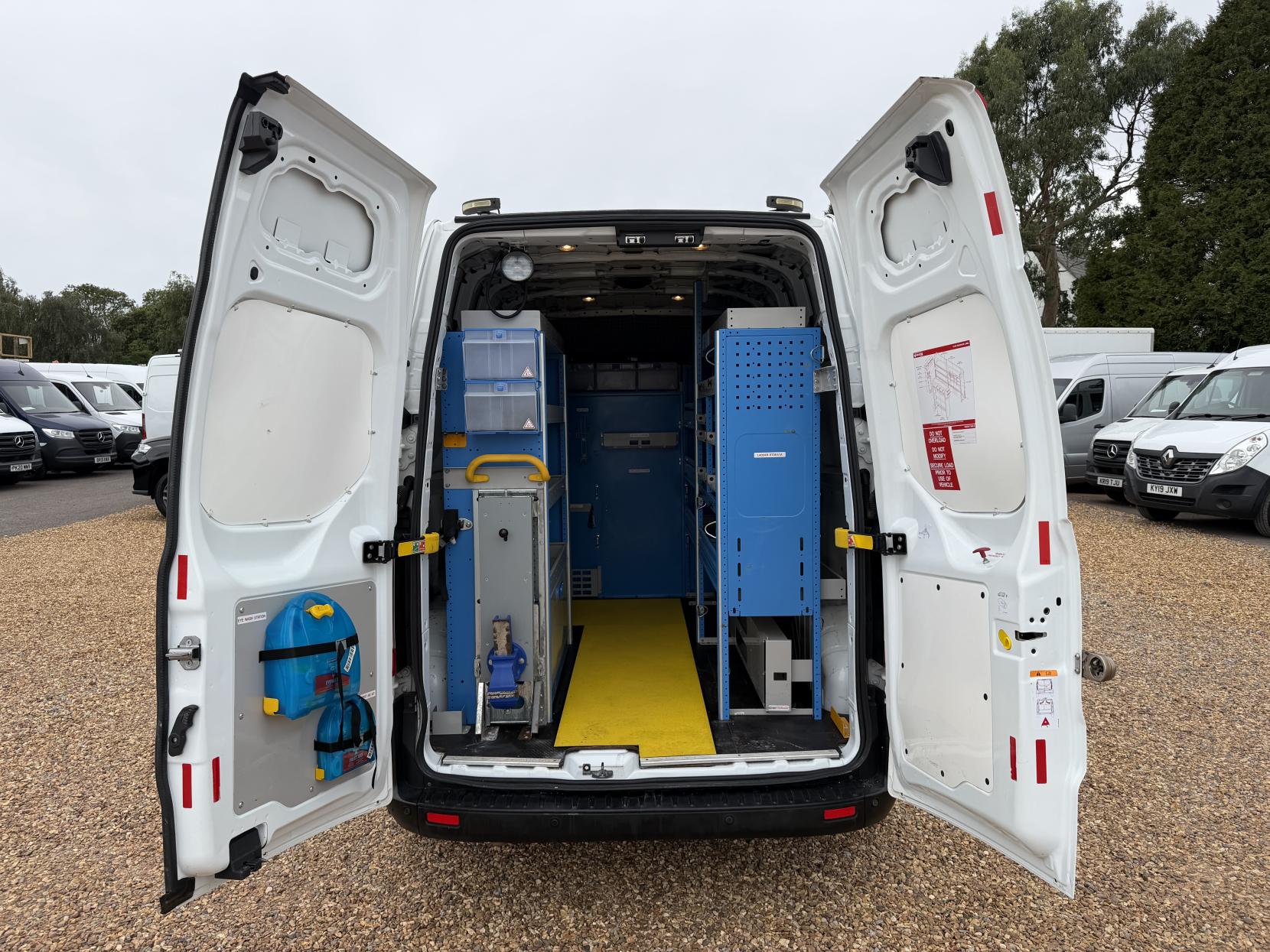 2019 Ford Transit Custom 2.0 320 EcoBlue Panel Van 5dr Diesel Manual L2 H2 Euro 6 (130 ps) - Thumbnail 3