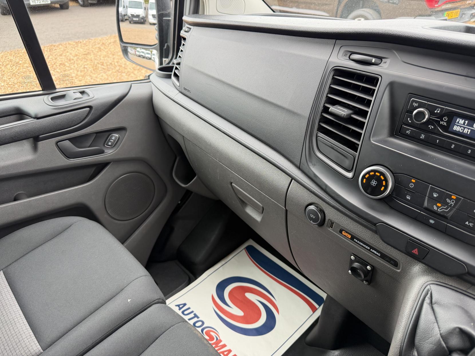 2019 Ford Transit Custom 2.0 320 EcoBlue Panel Van 5dr Diesel Manual L2 H2 Euro 6 (130 ps) - Thumbnail 30