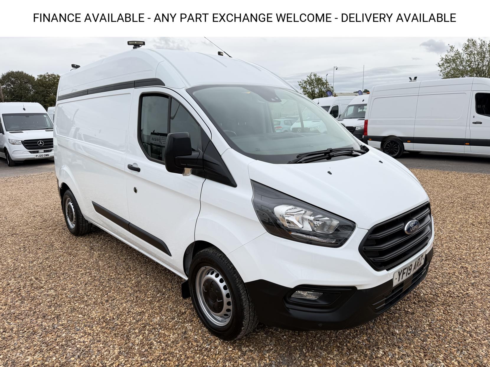 2019 Ford Transit Custom 2.0 320 EcoBlue Panel Van 5dr Diesel Manual L2 H2 Euro 6 (130 ps) - Thumbnail 5