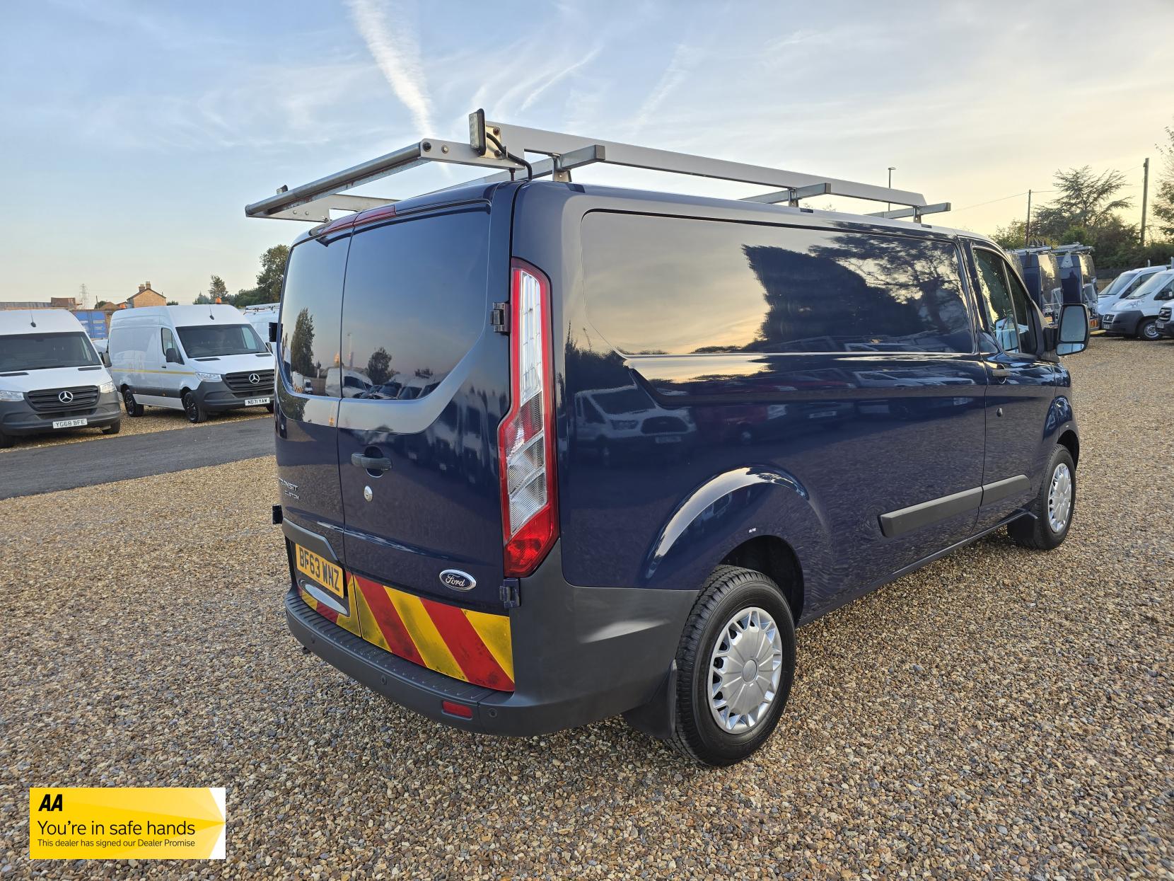 Ford Transit Custom 2.2 TDCi 330 Trend Panel Van 5dr Diesel Manual L2 H1 (197 g/km, 123 bhp)