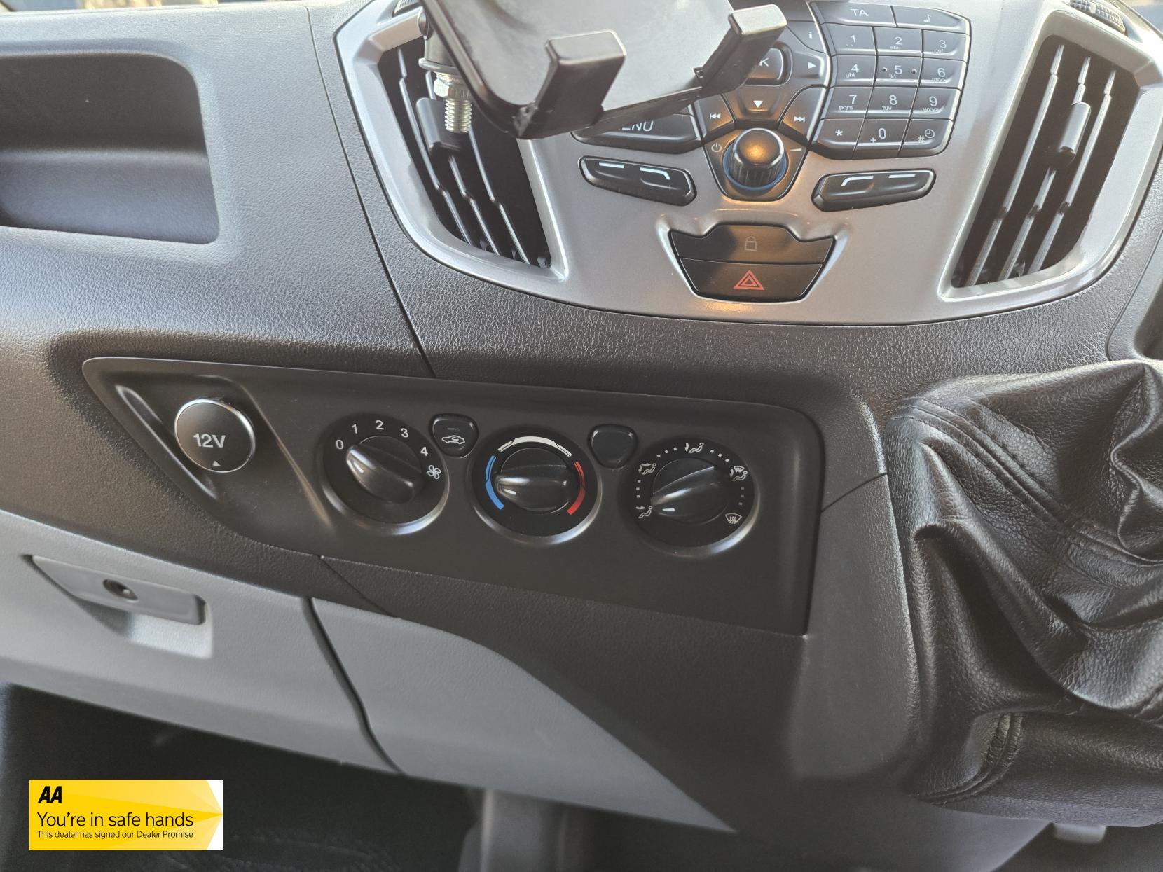 Ford Transit Custom 2.2 TDCi 330 Trend Panel Van 5dr Diesel Manual L2 H1 (197 g/km, 123 bhp)