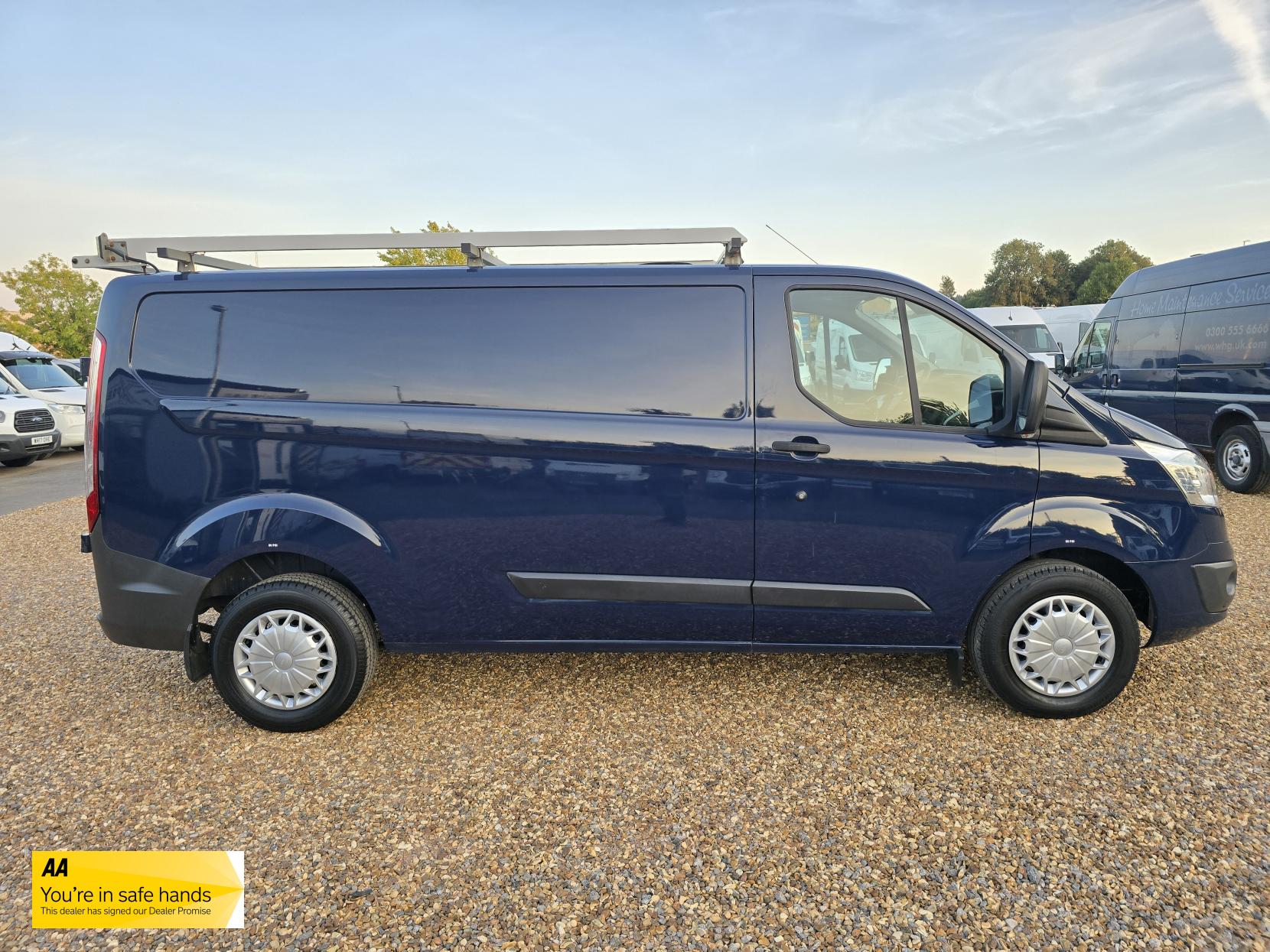 Ford Transit Custom 2.2 TDCi 330 Trend Panel Van 5dr Diesel Manual L2 H1 (197 g/km, 123 bhp)