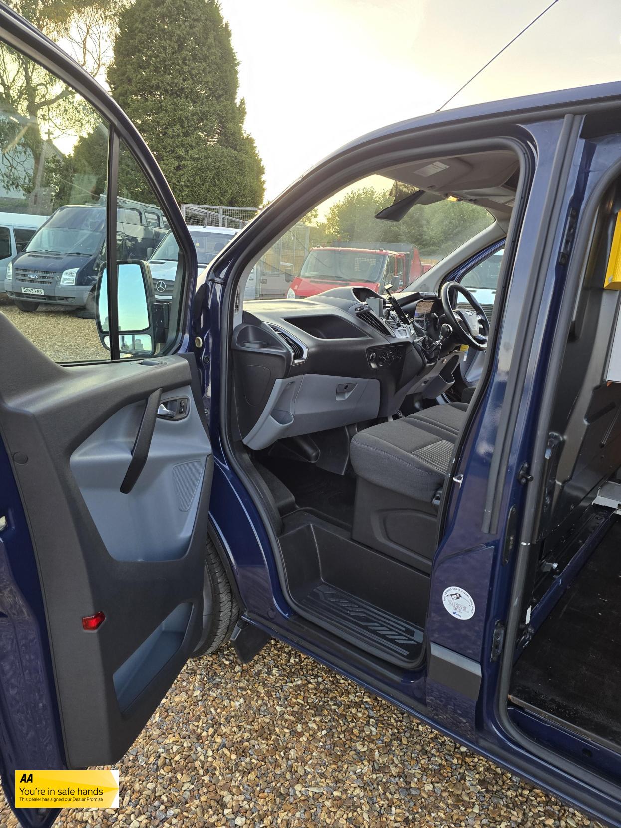 Ford Transit Custom 2.2 TDCi 330 Trend Panel Van 5dr Diesel Manual L2 H1 (197 g/km, 123 bhp)