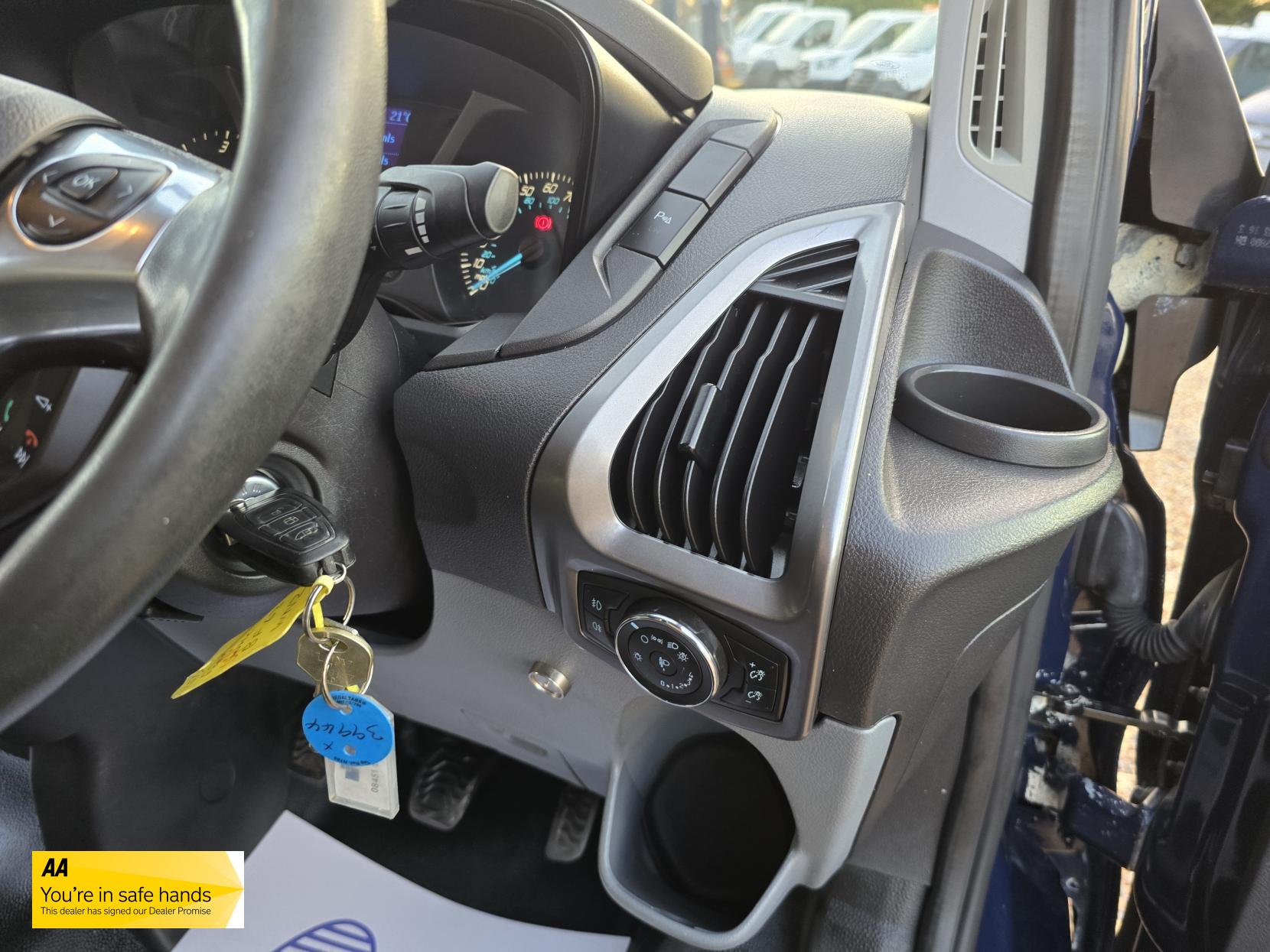 Ford Transit Custom 2.2 TDCi 330 Trend Panel Van 5dr Diesel Manual L2 H1 (197 g/km, 123 bhp)