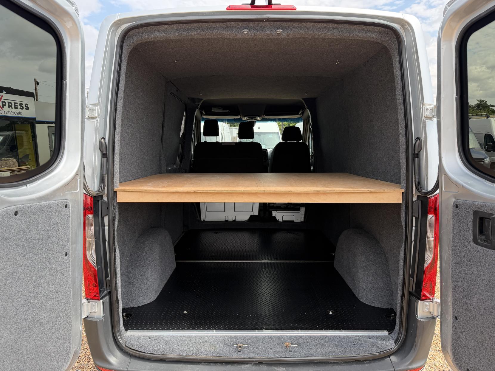 2021 Mercedes-Benz Sprinter 2.1 214 CDI Pure Panel Van 5dr Diesel Manual FWD L1 H1 Euro 6 (s/s) (143 ps) - Thumbnail 3