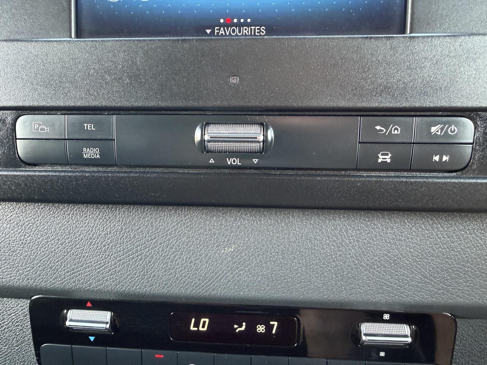 2021 Mercedes-Benz Sprinter 2.1 214 CDI Pure Panel Van 5dr Diesel Manual FWD L1 H1 Euro 6 (s/s) (143 ps) - Thumbnail 45