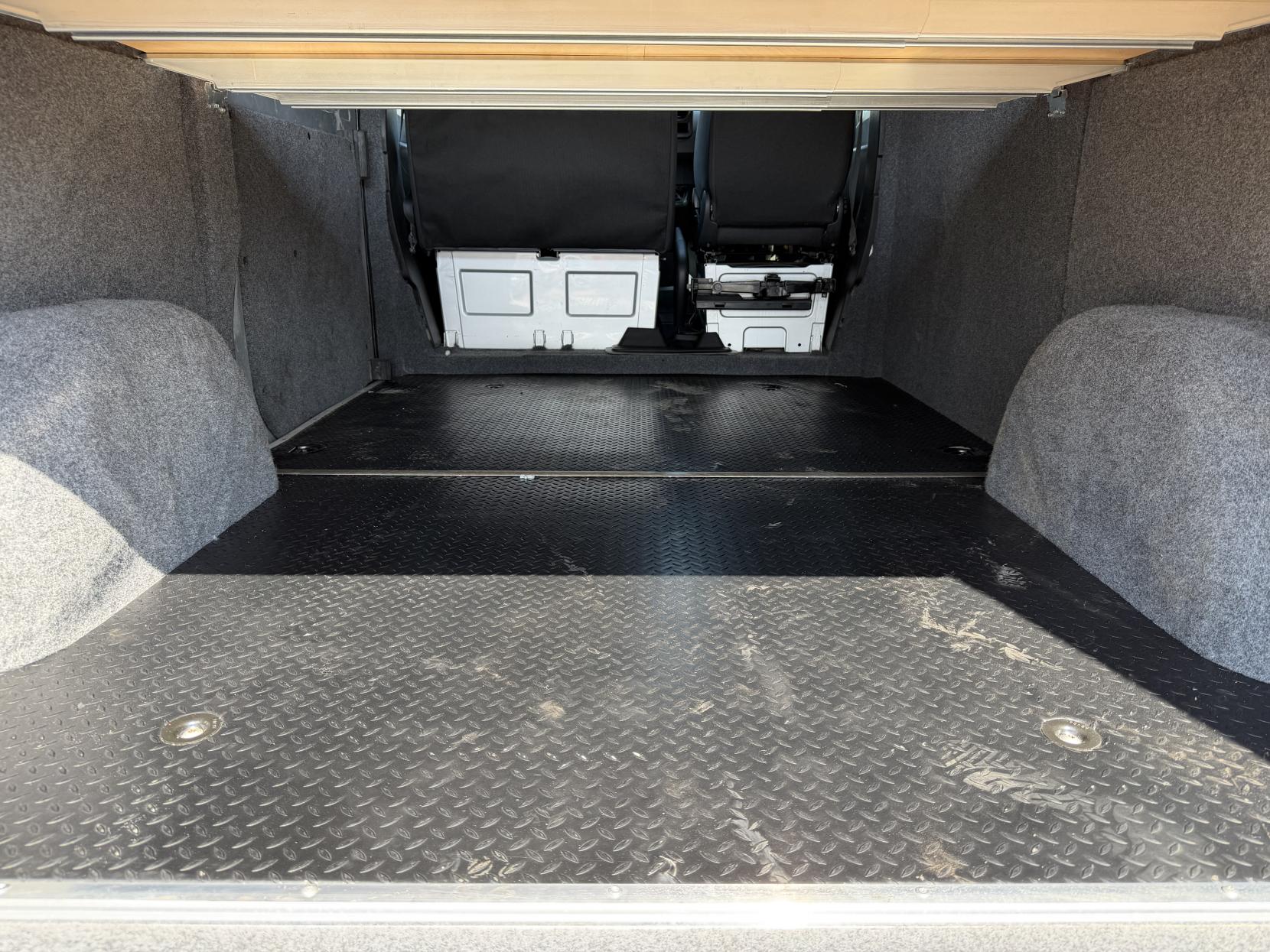 2021 Mercedes-Benz Sprinter 2.1 214 CDI Pure Panel Van 5dr Diesel Manual FWD L1 H1 Euro 6 (s/s) (143 ps) - Thumbnail 35
