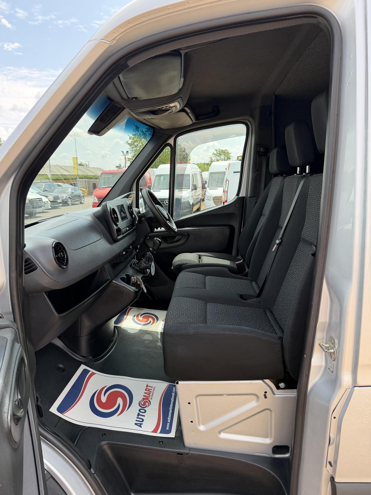 2021 Mercedes-Benz Sprinter 2.1 214 CDI Pure Panel Van 5dr Diesel Manual FWD L1 H1 Euro 6 (s/s) (143 ps) - Thumbnail 20