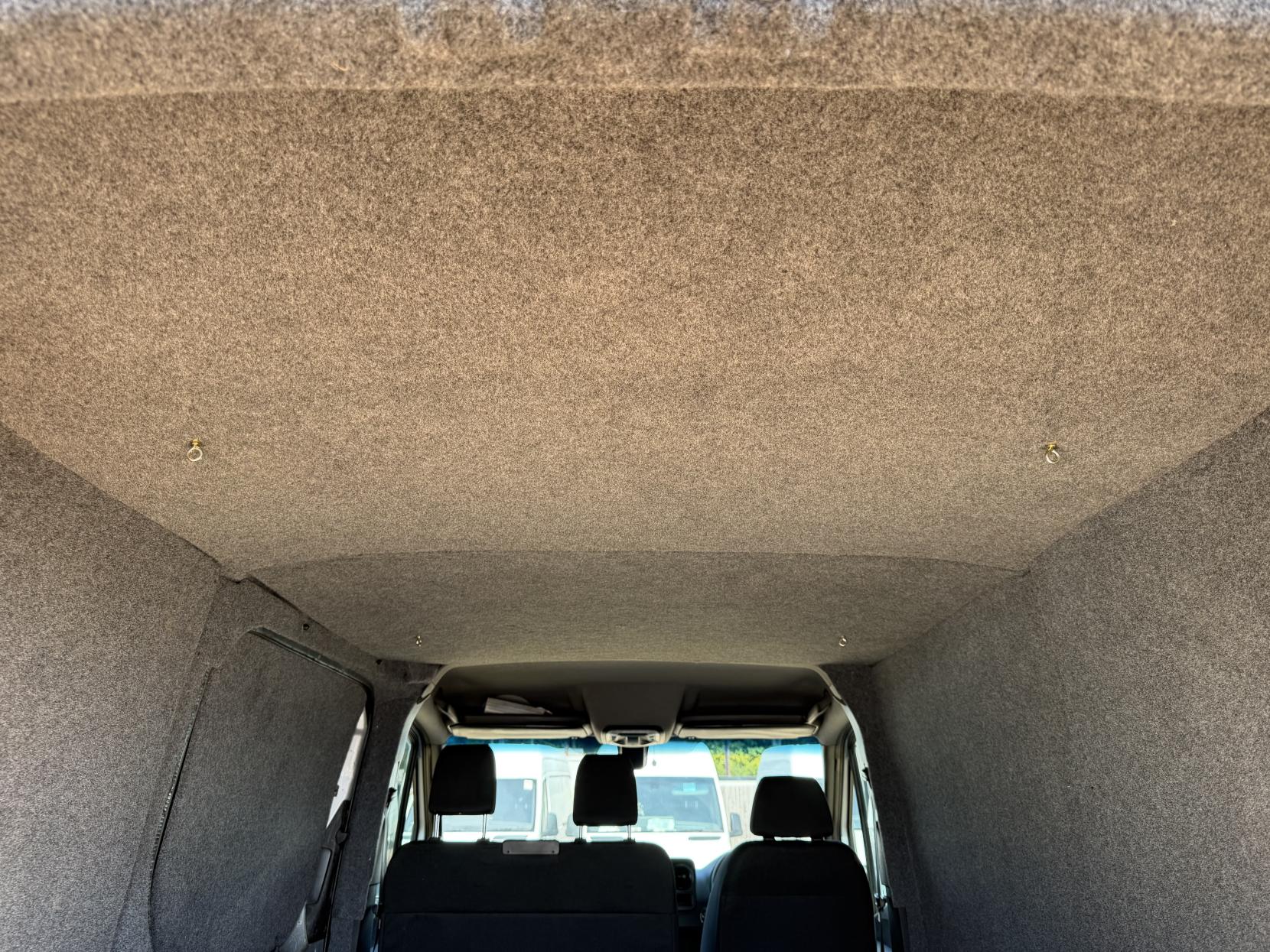 2021 Mercedes-Benz Sprinter 2.1 214 CDI Pure Panel Van 5dr Diesel Manual FWD L1 H1 Euro 6 (s/s) (143 ps) - Thumbnail 33