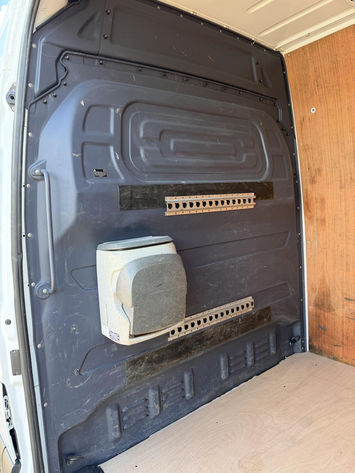 2021 Mercedes-Benz Sprinter 2.1 316 CDI Progressive Panel Van 5dr Diesel Manual RWD L2 H2 Euro 6 (s/s) (163 ps) - Thumbnail 34