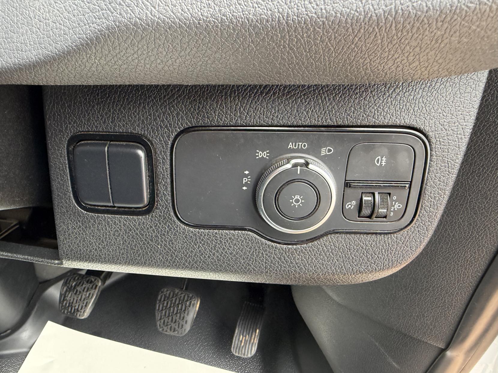 2019 Mercedes-Benz Sprinter 2.1 314 CDI Panel Van 5dr Diesel Manual RWD L2 H2 Euro 6 (143 ps) - Thumbnail 23
