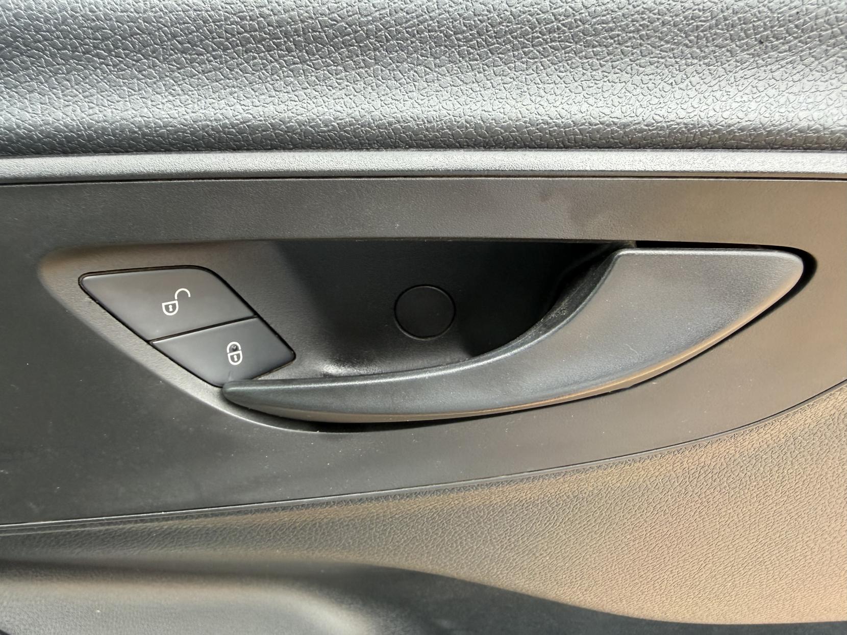 2019 Mercedes-Benz Sprinter 2.1 314 CDI Panel Van 5dr Diesel Manual RWD L2 H2 Euro 6 (143 ps) - Thumbnail 24