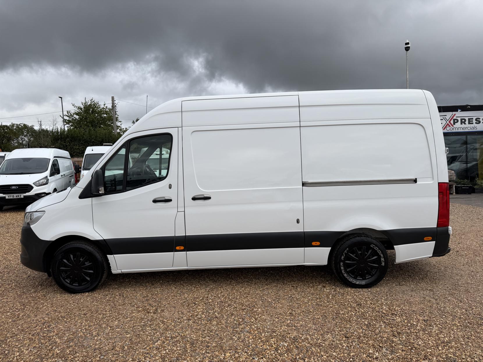 2019 Mercedes-Benz Sprinter 2.1 314 CDI Panel Van 5dr Diesel Manual RWD L2 H2 Euro 6 (143 ps) - Thumbnail 7